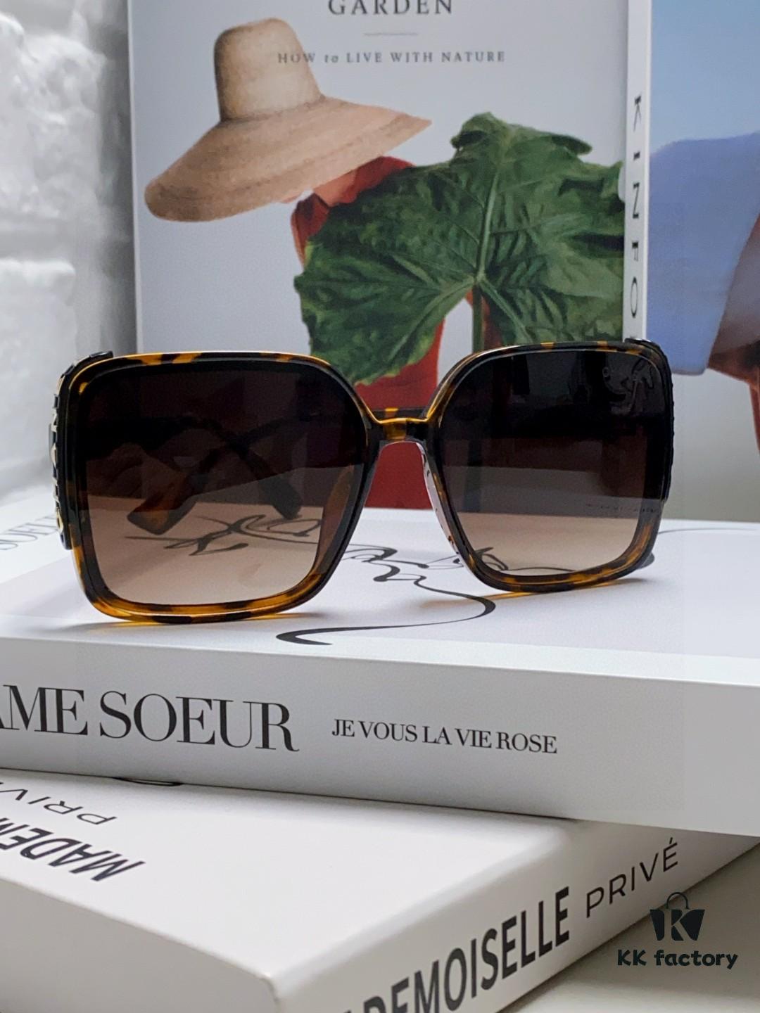 Chanel 2025 New Arrival Fashion Sunglasses for Women UV Protection Korean Style Trendy Square Frame Oversized Sunglasses Summer Sun Protection