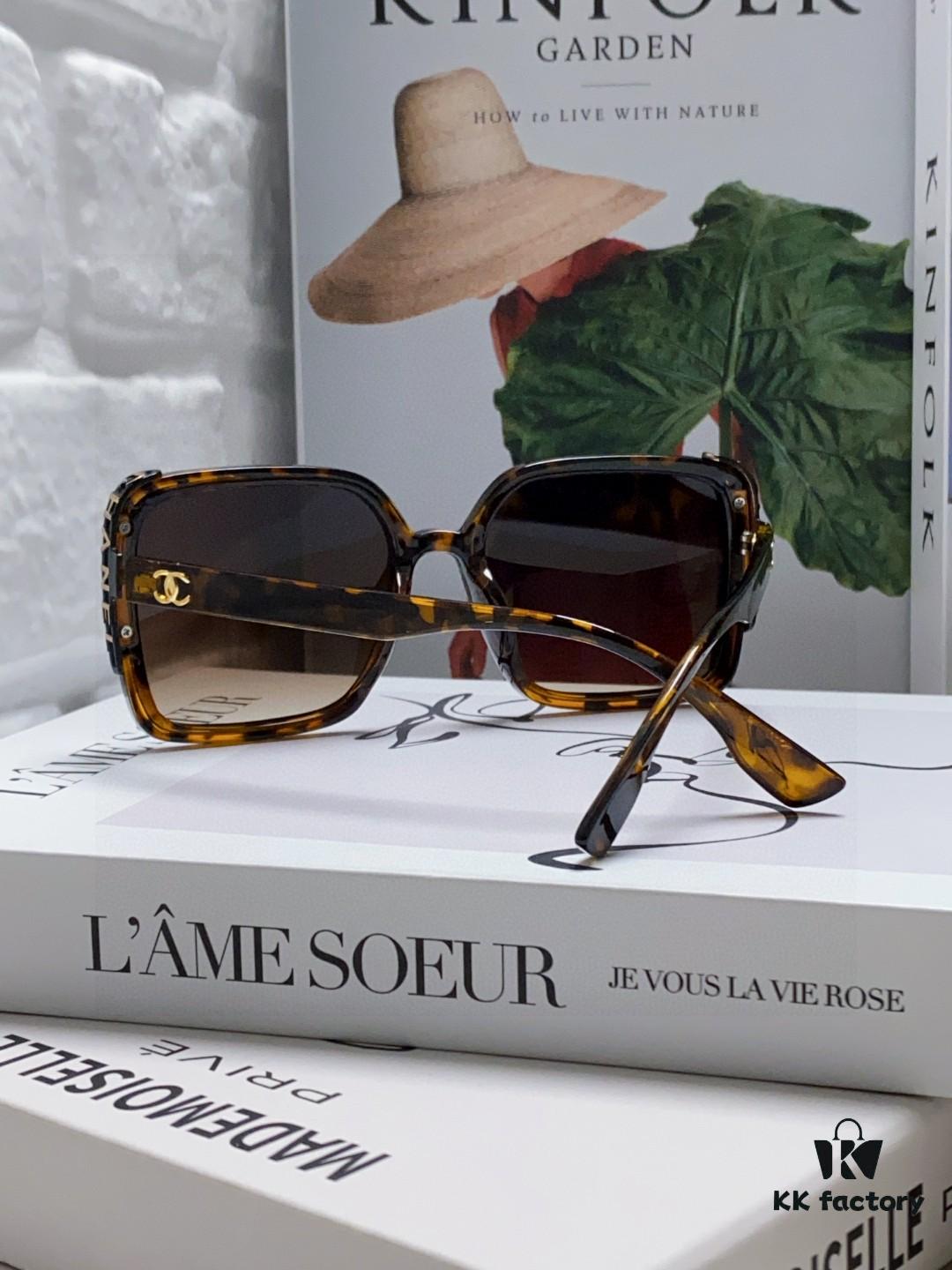 Chanel 2025 New Arrival Fashion Sunglasses for Women UV Protection Korean Style Trendy Square Frame Oversized Sunglasses Summer Sun Protection