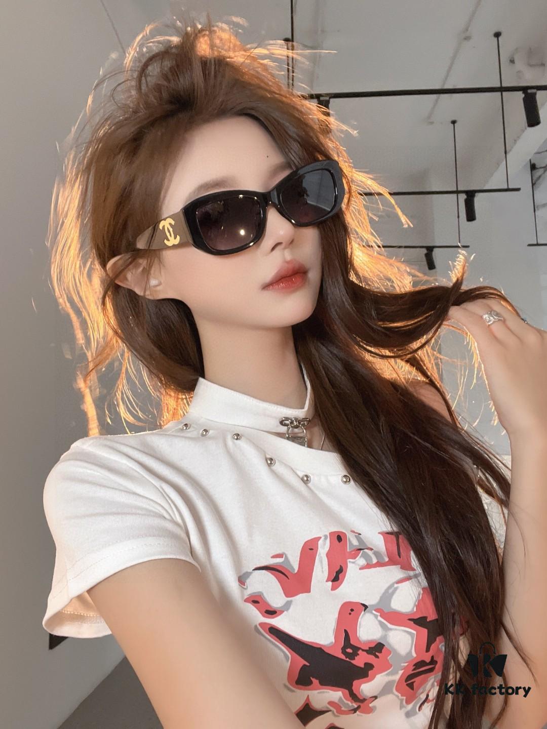 Chanel 2025 New Arrival ⭐ Xiaohongshu Popular Bestseller Double CH Interlocking Logo Sunglasses for Women, High-End Style Eyewear