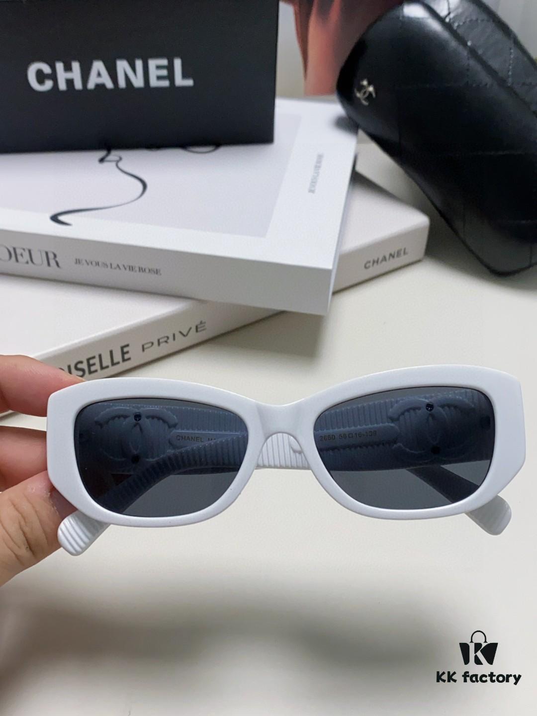 Chanel 2025 New Arrival ⭐ Xiaohongshu Popular Bestseller Double CH Interlocking Logo Sunglasses for Women, Premium Style