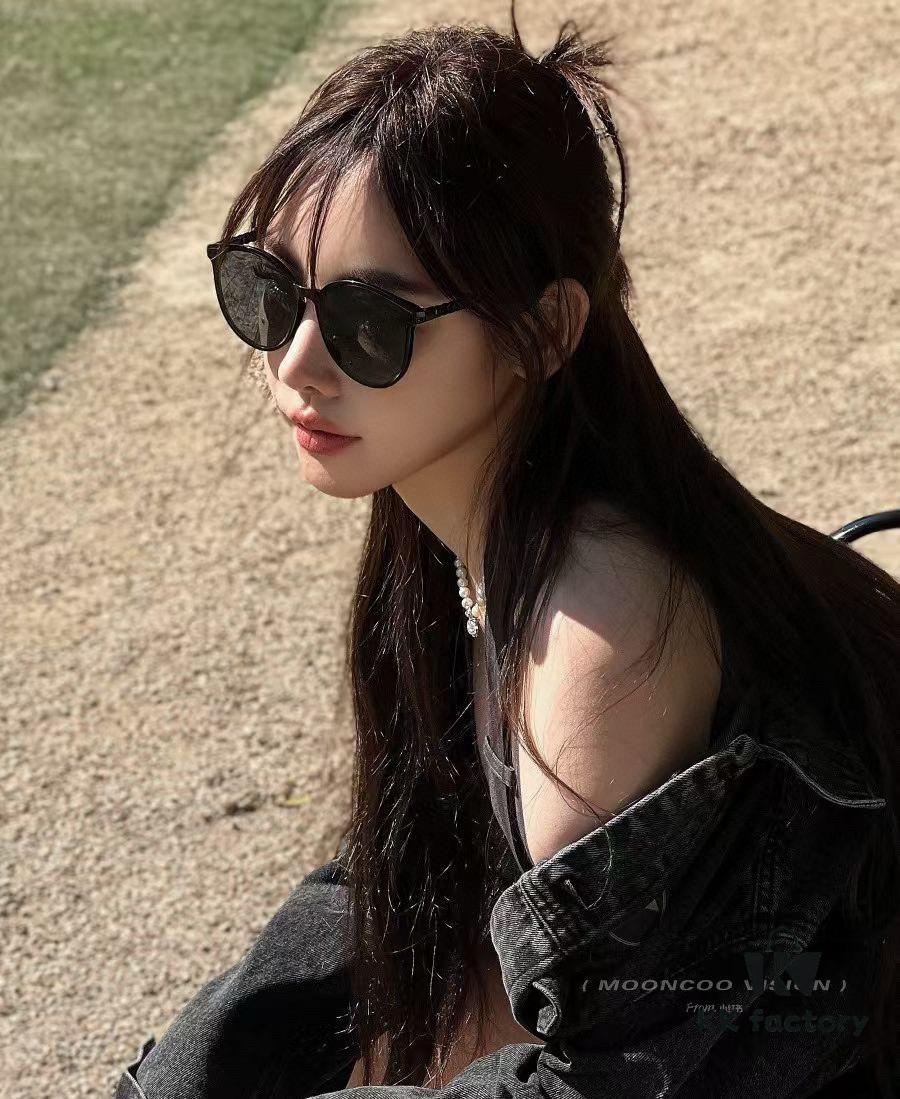 CHANEL 2025 New Arrival Trendy Fashion Square Sunglasses for Women, High-Definition Thick Polarized UV Protection Sunglasses with Comfortable Fit, Influencer Favorite Style 🕶️