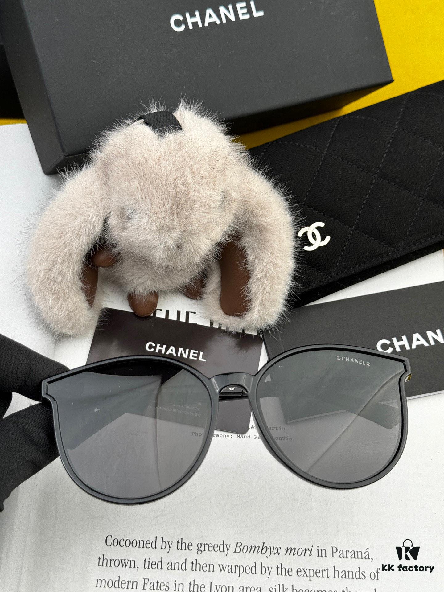 CHANEL 2025 New Arrival Trendy Fashion Square Sunglasses for Women, High-Definition Thick Polarized UV Protection Sunglasses with Comfortable Fit, Influencer Favorite Style 🕶️