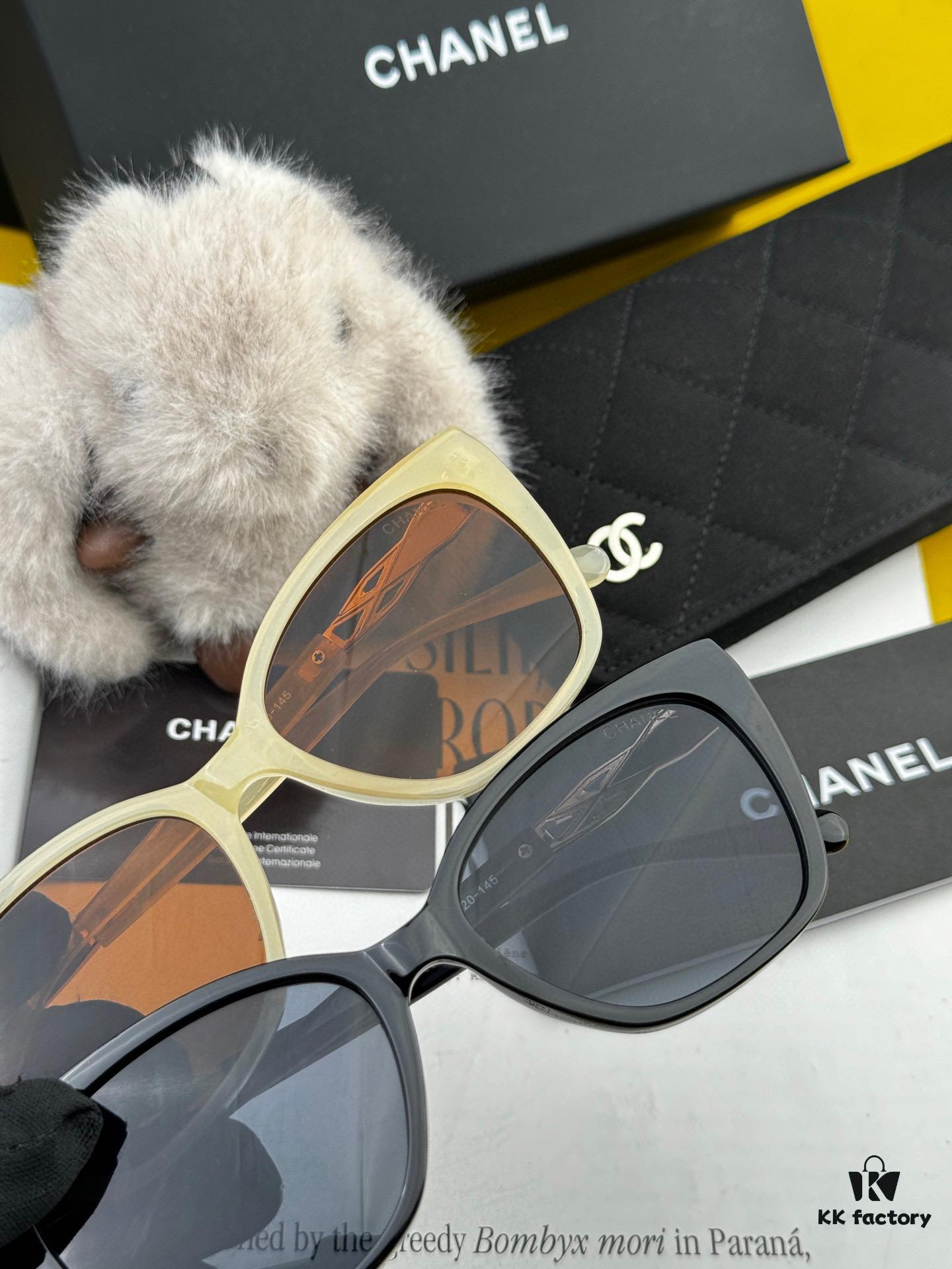 New CHANEL Sunglasses CH45801