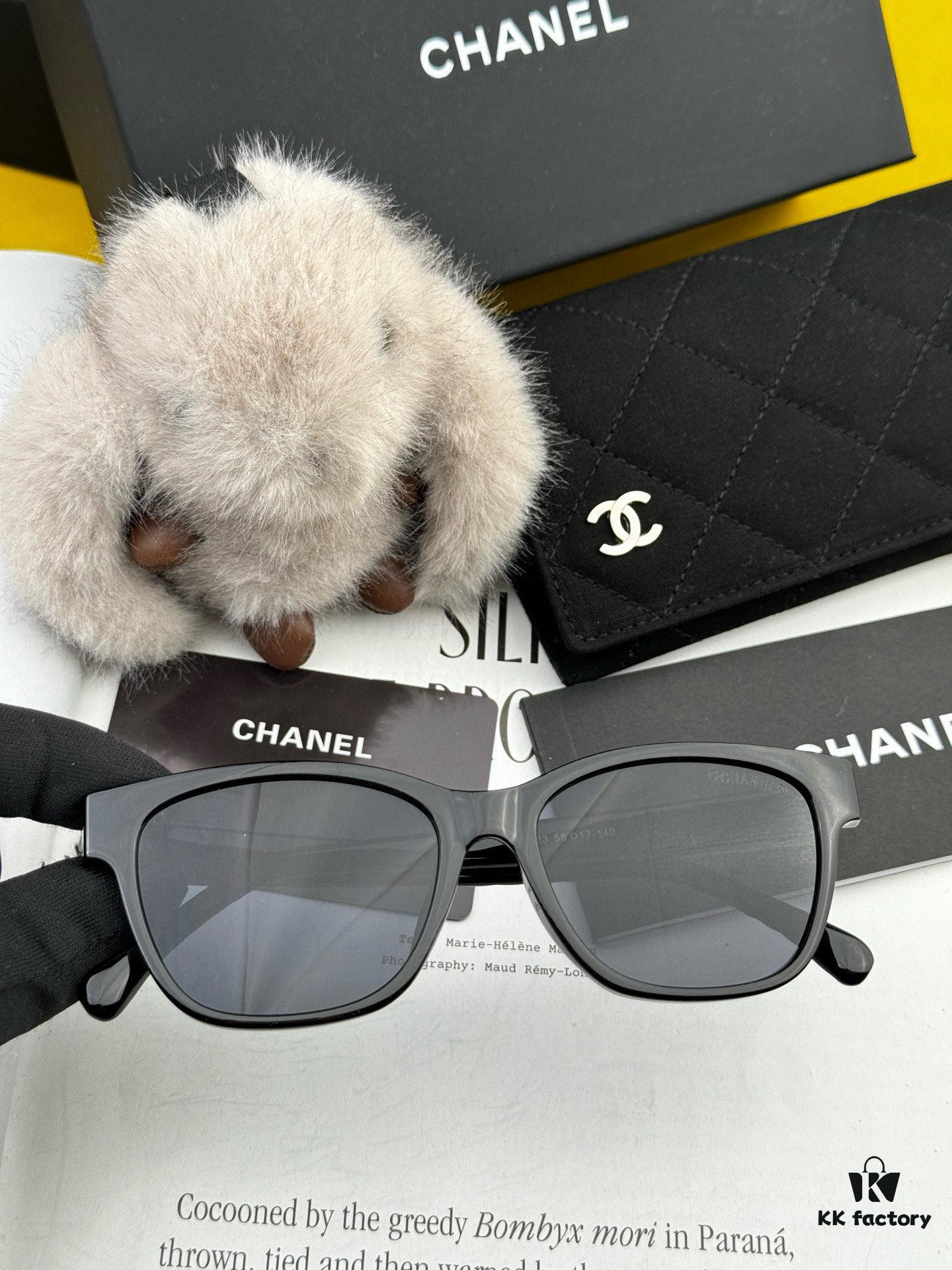 Chanel Sunglasses Classic Square Frame UV Protection Unisex Design Model CH3982