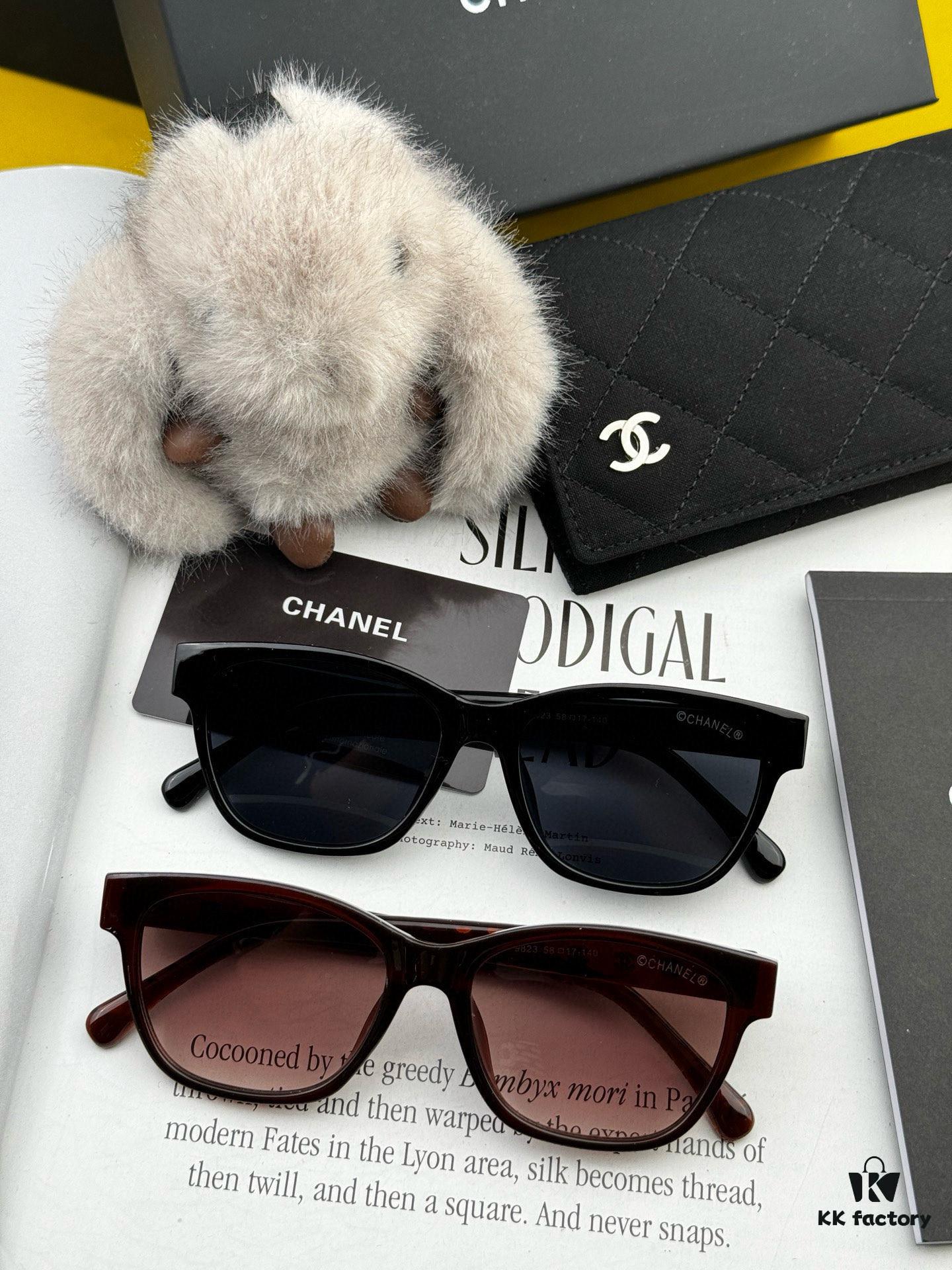 Chanel Sunglasses Classic Square Frame UV Protection Unisex Design Model CH3982