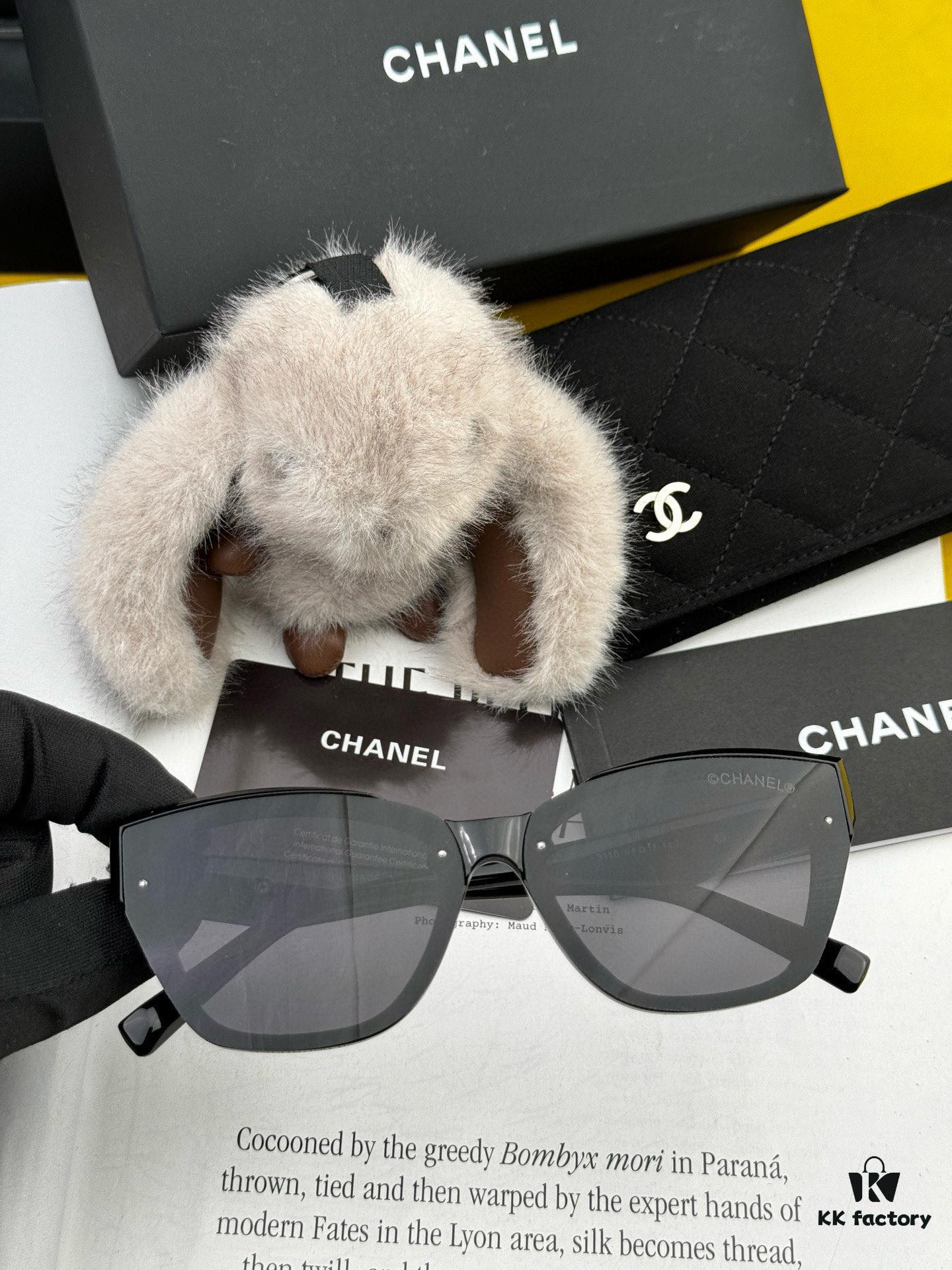 Chanel Oversized Square Sunglasses, Classic Square Frame Design, Universal Fit for All Face Shapes, Stylish with Coats or Dresses, Polarized Lenses for UV Protection, Model: CH0311