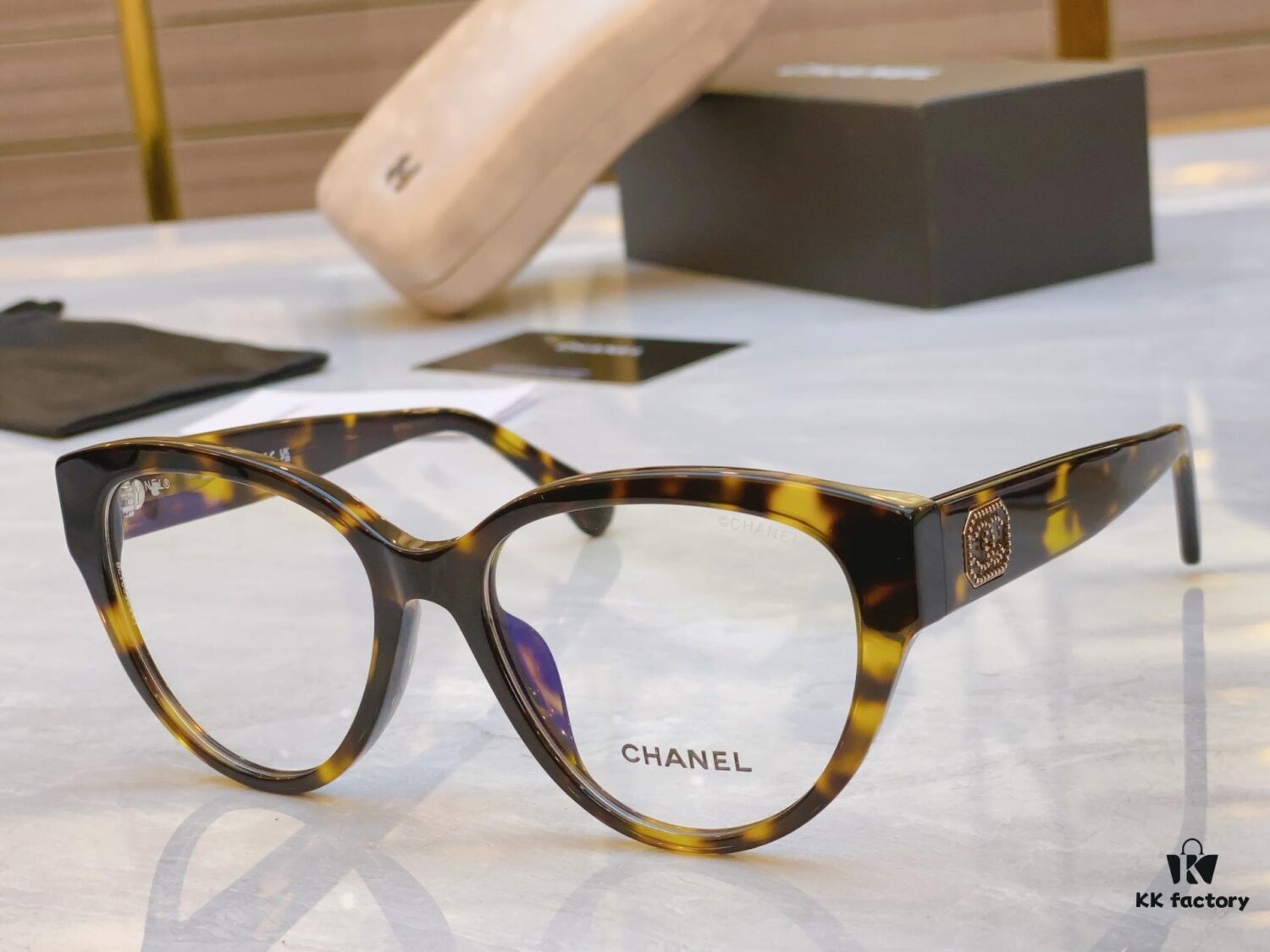 CHANE* New Arrival Sunglasses, Model: CH5477, Size: 56-19-140