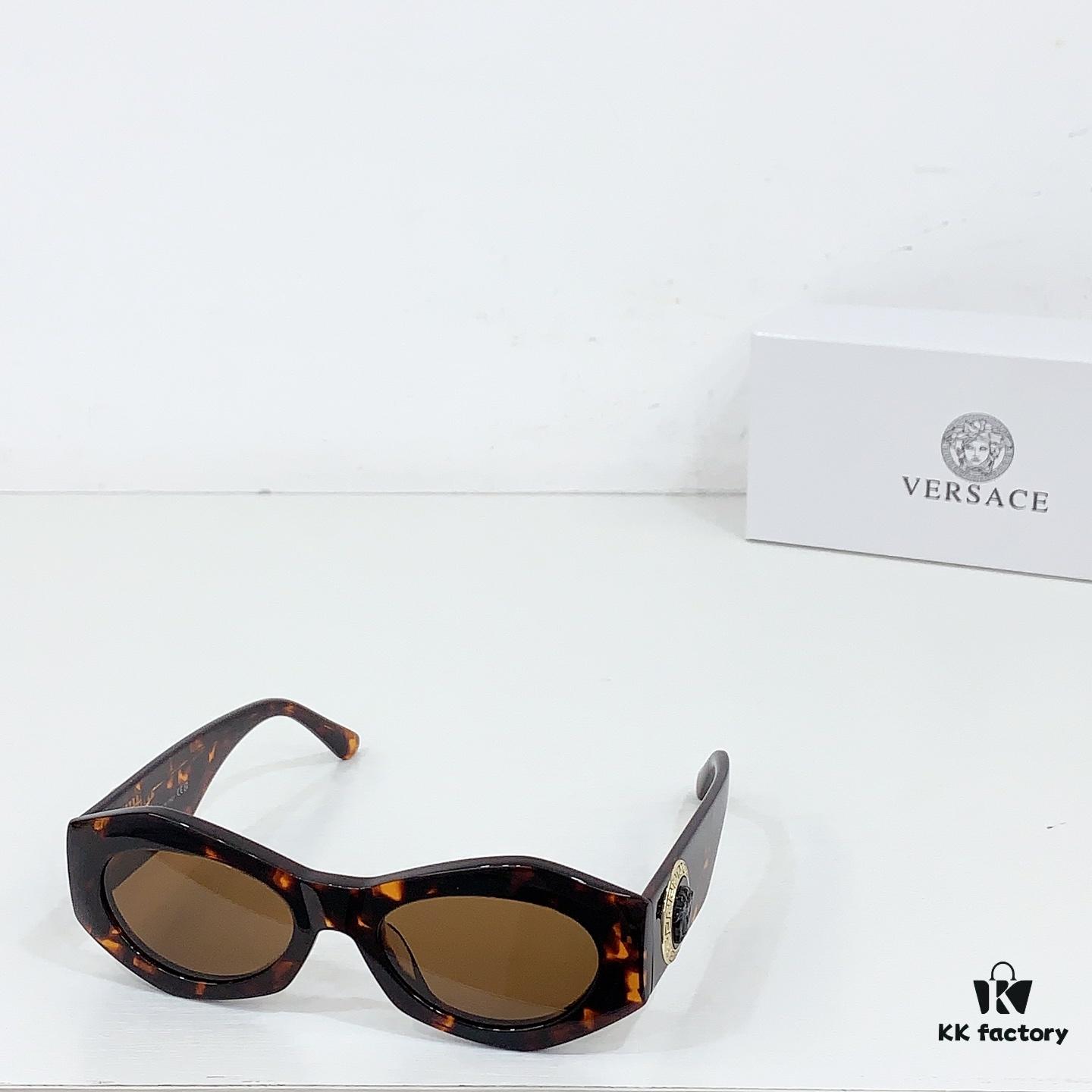 135 VERSACE MOD: VE422/E Size: 51□21 145 Sunglasses