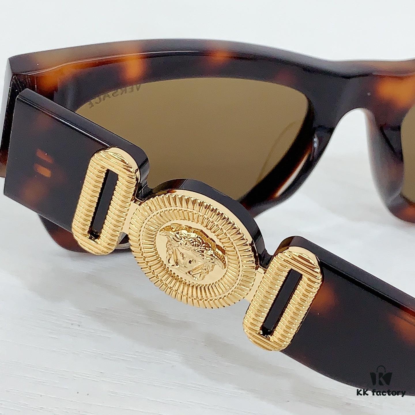 135 VERSACE MODEL: VE6787 SIZE: 54□20-148 Sunglasses