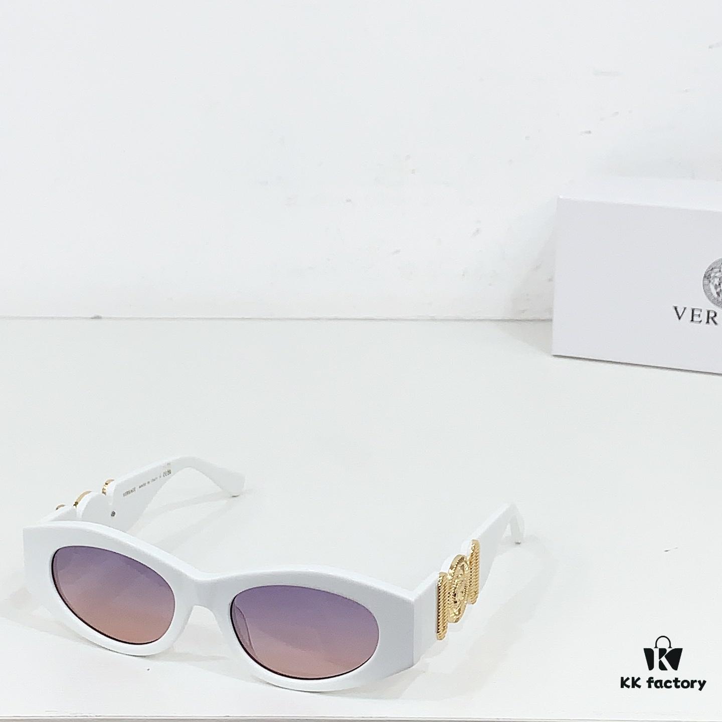 135 VERSACE MODEL: VE4478OU SIZE: 52-19-148 Sunglasses