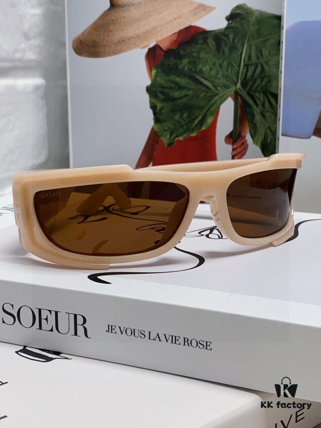 Versace Men's Fashion Pilot Full-Frame Sunglasses