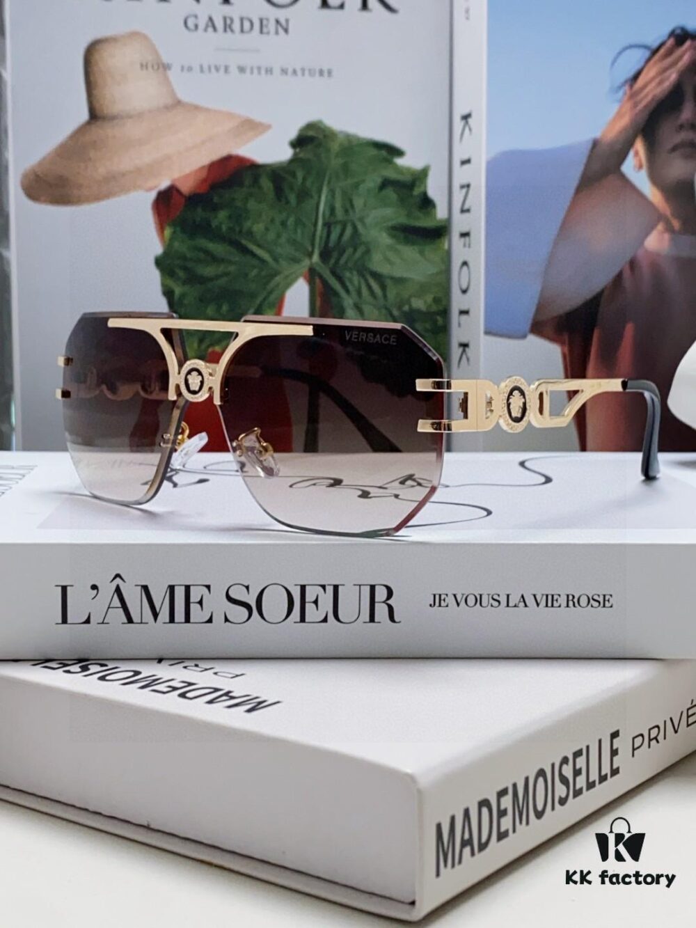 VERSACE 2025 Women's Square Oversized Full-Rim Sunglasses, European Fashion Carved Design, Xiaohongshu Style