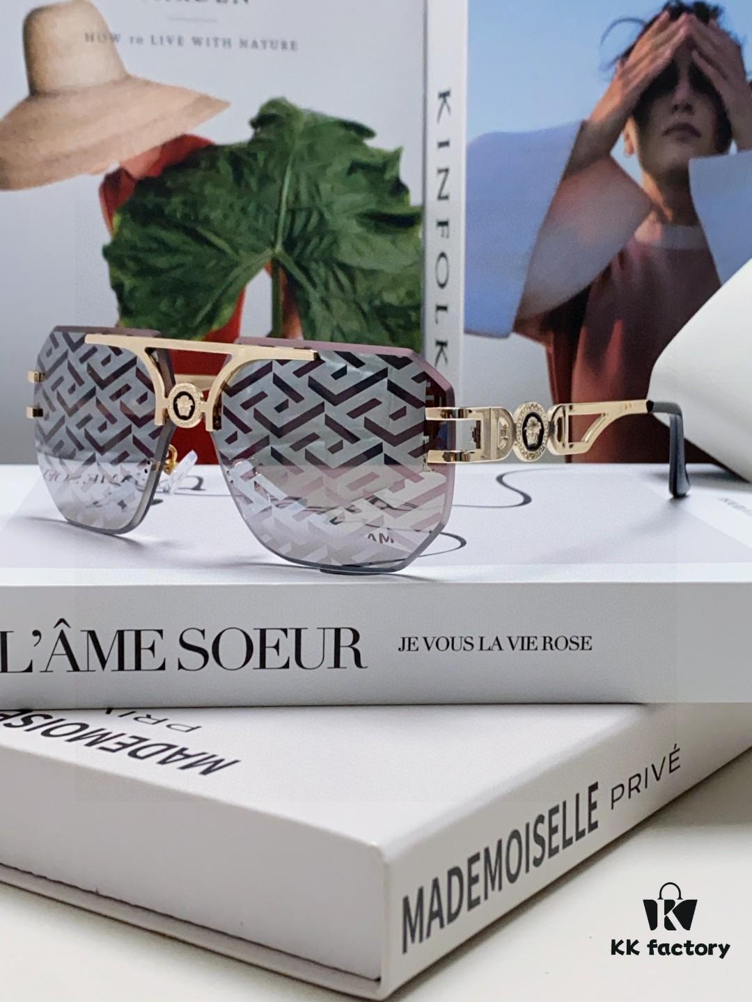 VERSACE Versace 2025 European and American Fashion Women's Square Oversized Full-Rim Sunglasses, Carved Design Xiaohongshu Style