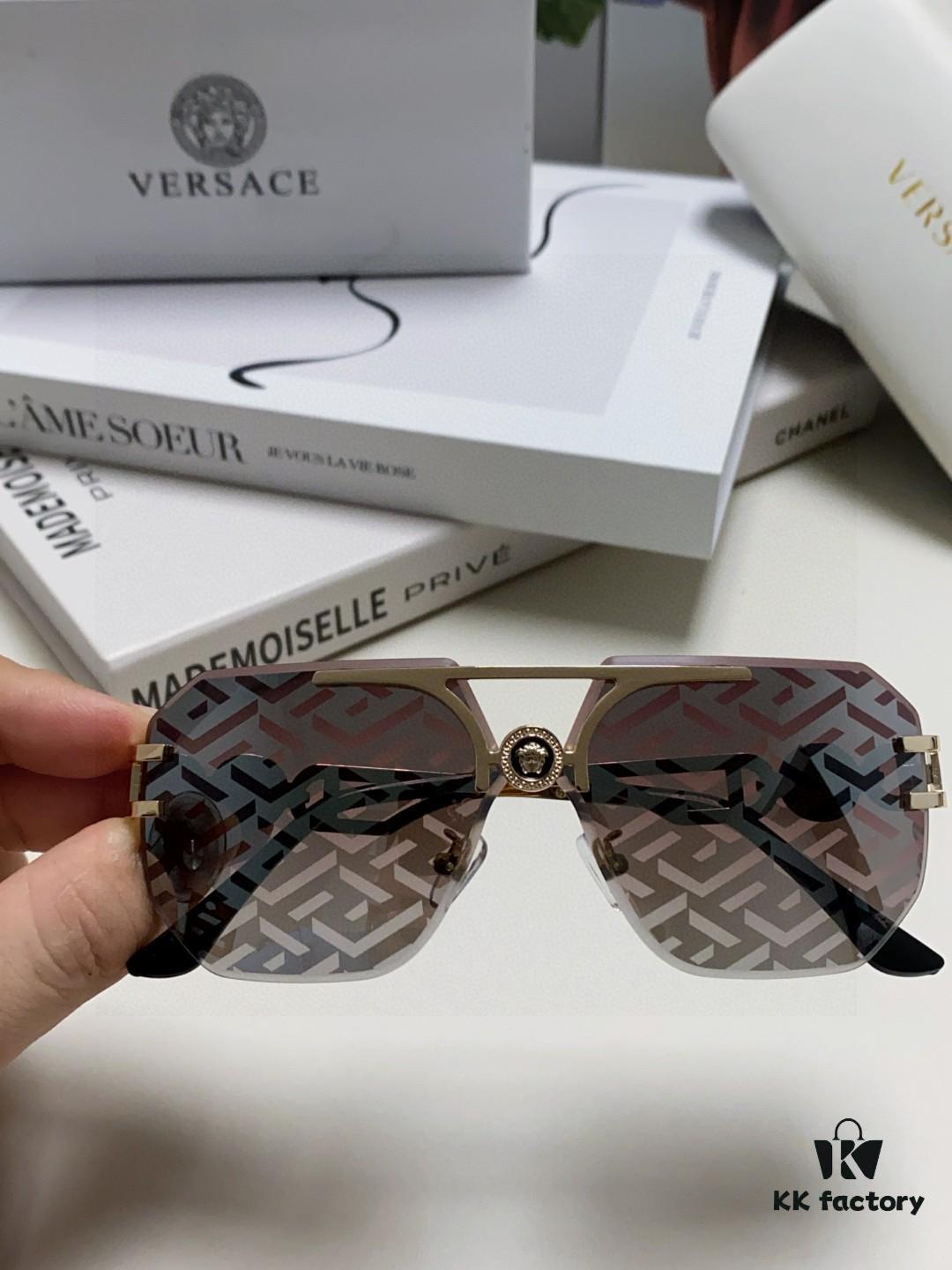VERSACE Versace 2025 European and American Fashion Women's Square Oversized Full-Rim Sunglasses, Carved Design Xiaohongshu Style