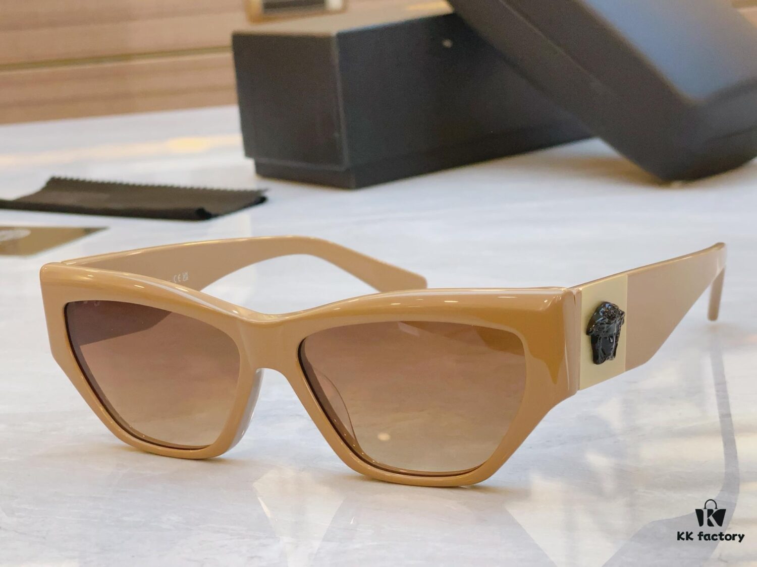 VERSACE New Model Sunglasses, MODEL: VE S89, SIZE: 55-16-145