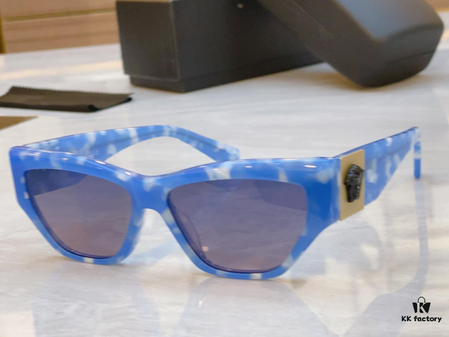 VERSACE New Model Sunglasses, MODEL: VE S89, SIZE: 55-16-145