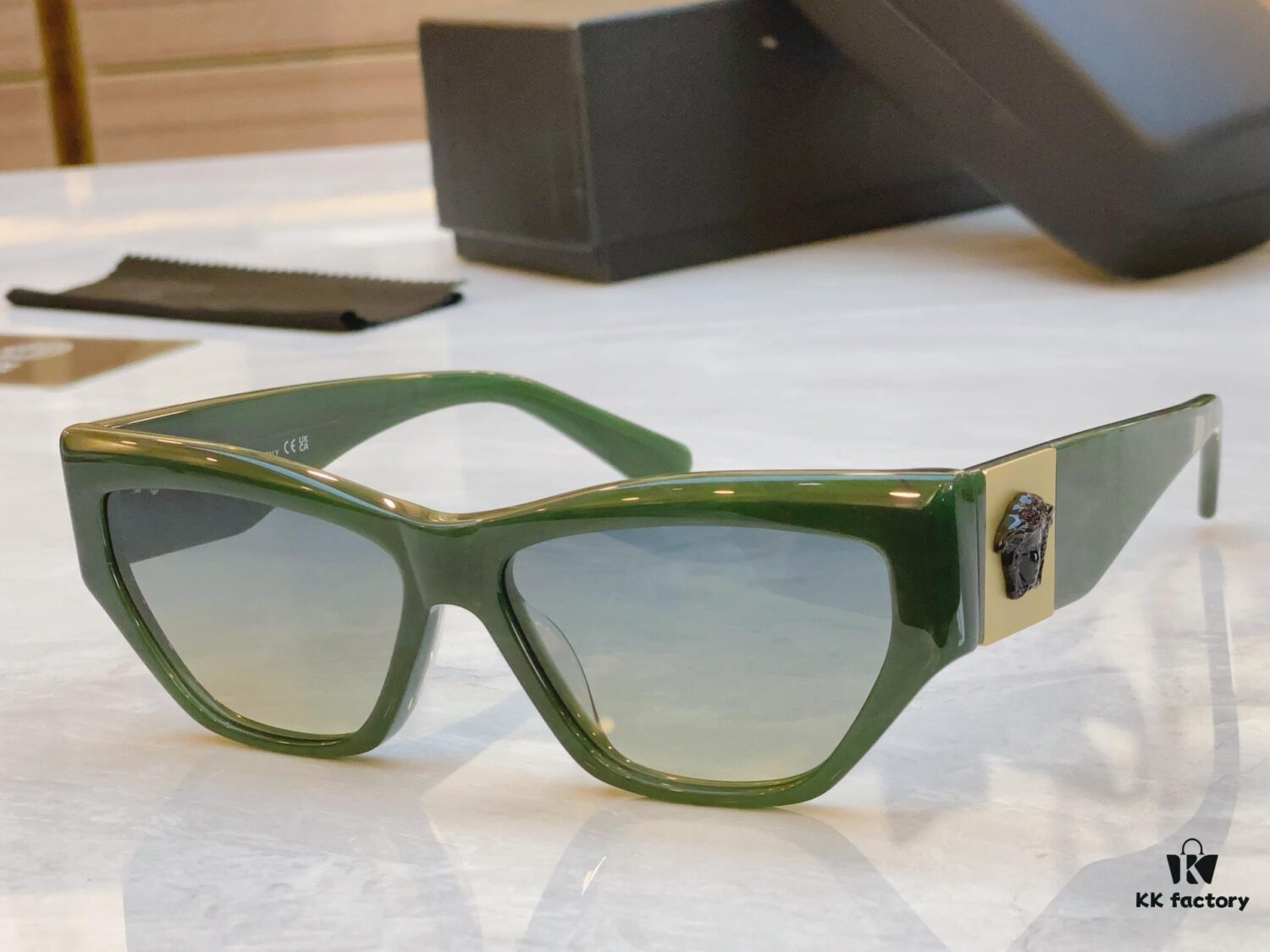 VERSACE New Model Sunglasses, MODEL: VE S89, SIZE: 55-16-145