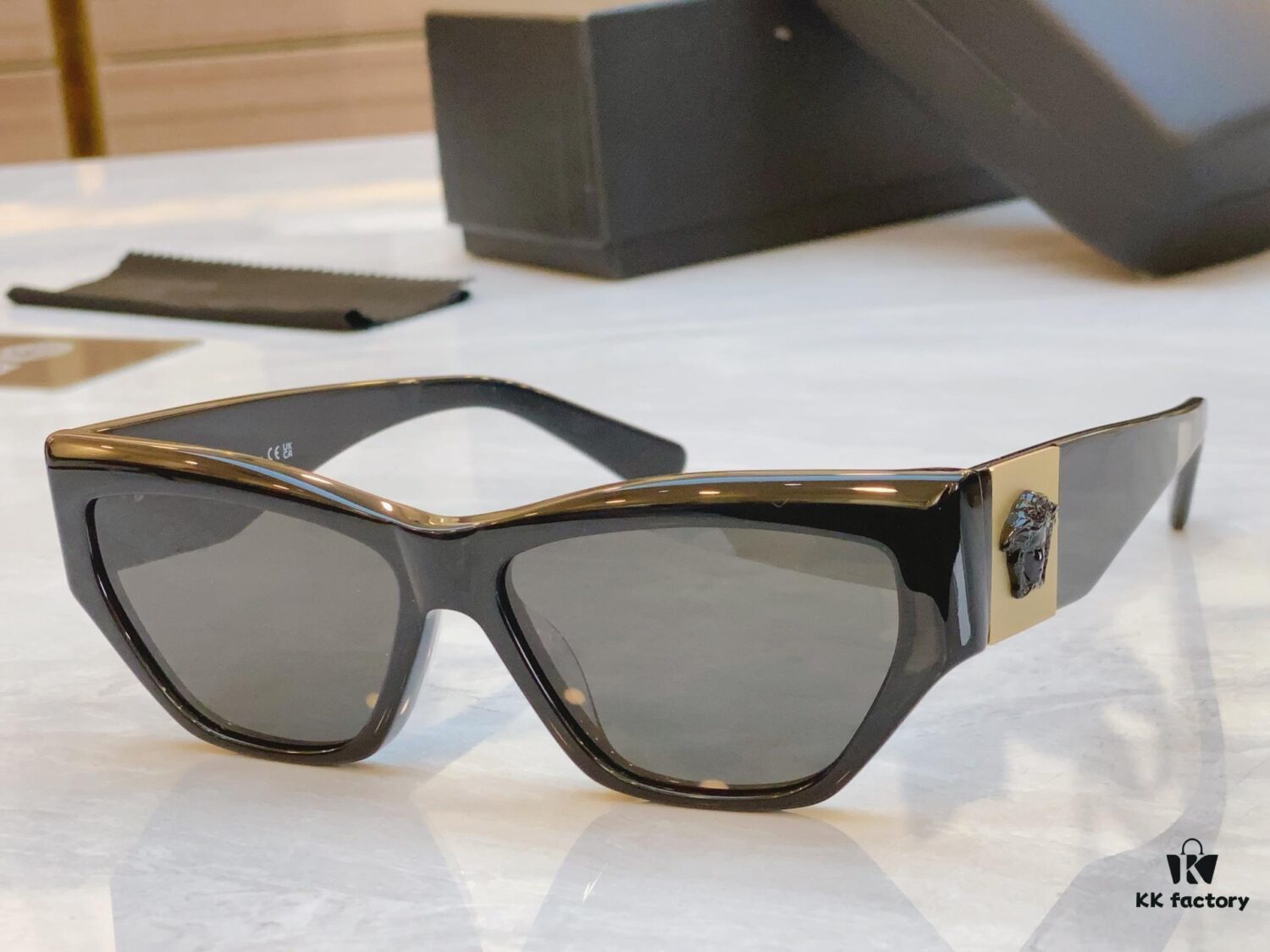 VERSACE New Model Sunglasses, MODEL: VE S89, SIZE: 55-16-145