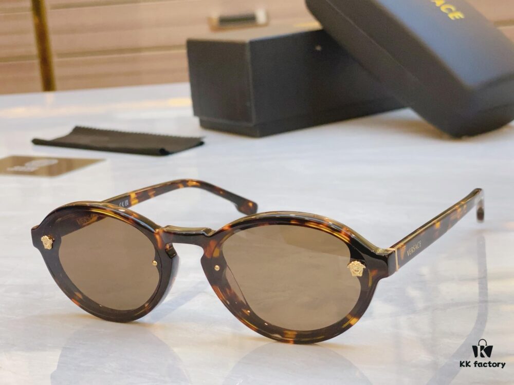 VERSACE New Model Sunglasses, MODEL: VE6772, SIZE: 56□20-145