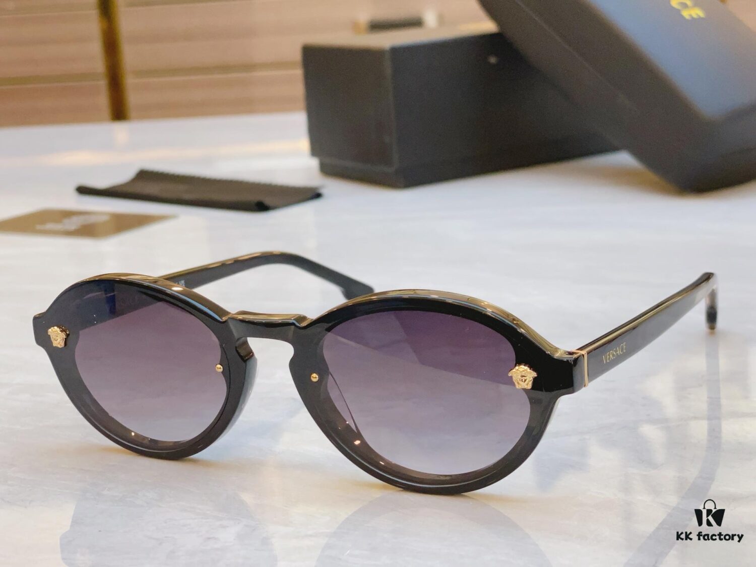 VERSACE New Model Sunglasses, MODEL: VE6772, SIZE: 56□20-145