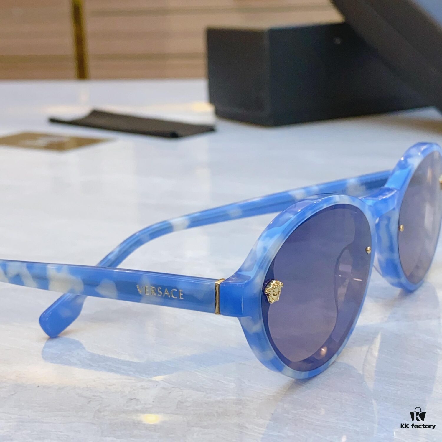 VERSACE New Model Sunglasses, MODEL: VE6772, SIZE: 56□20-145