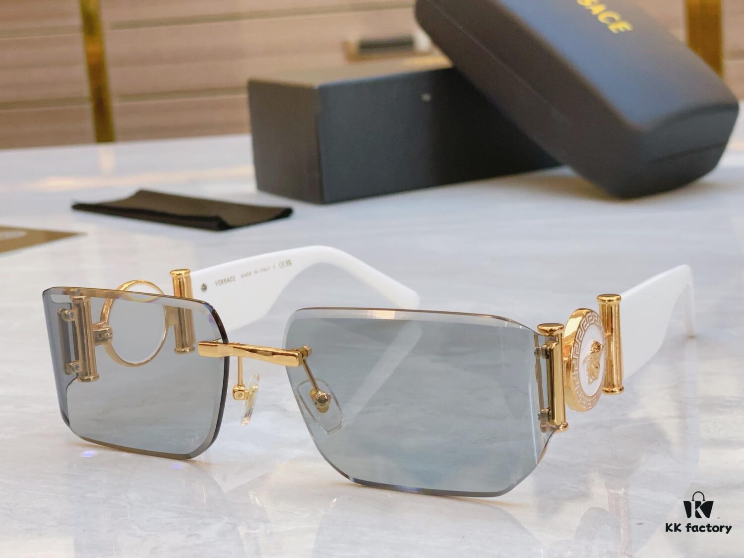 VERSACE New Model Sunglasses, MODEL: VE6772, SIZE: 63-17-138