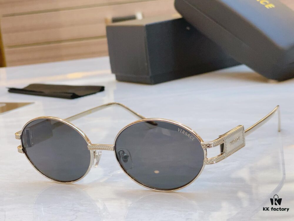 VERSACE New Model Sunglasses, MODEL: VE6799, SIZE: 58-17-142