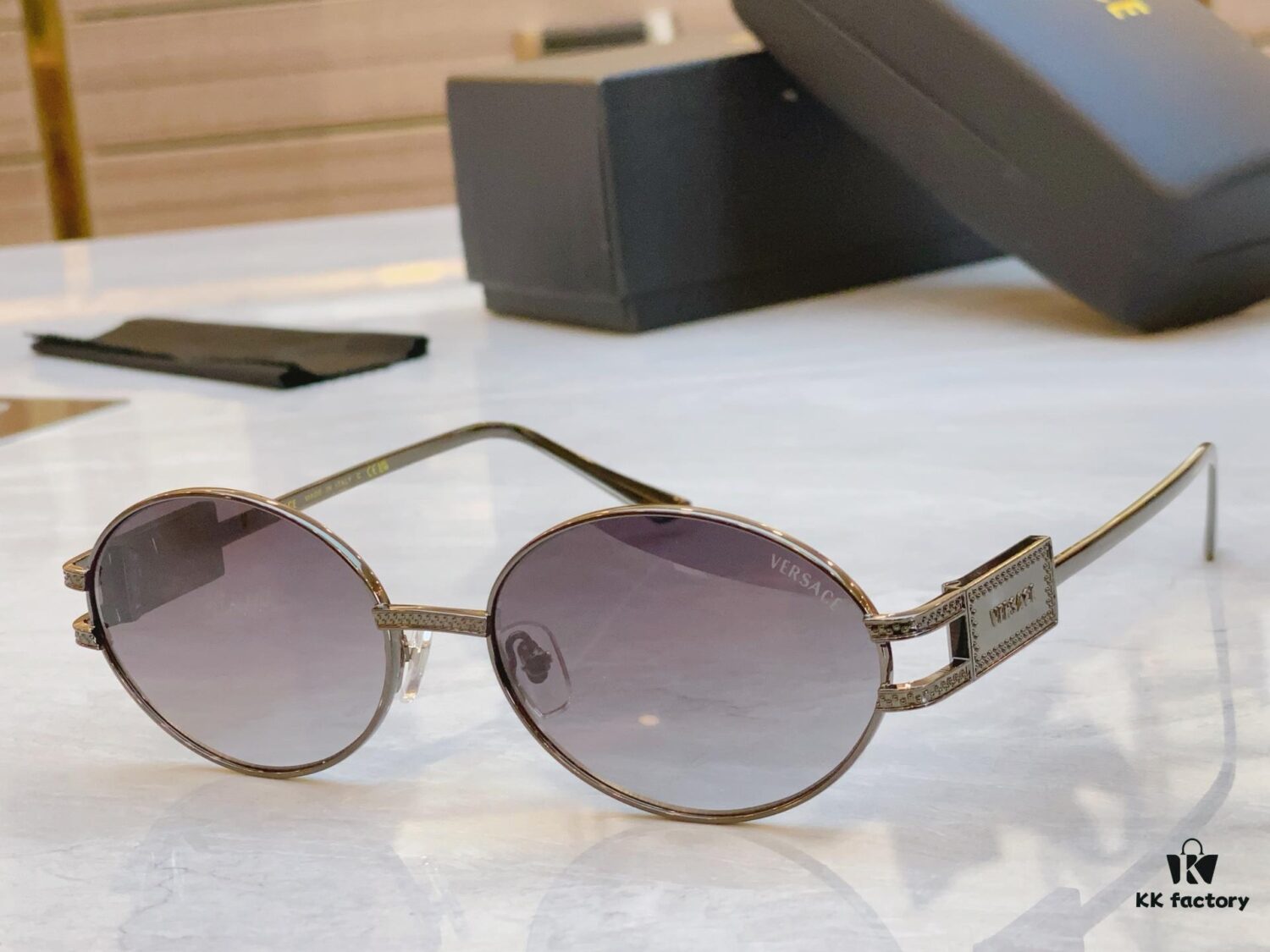 VERSACE New Model Sunglasses, MODEL: VE6799, SIZE: 58-17-142