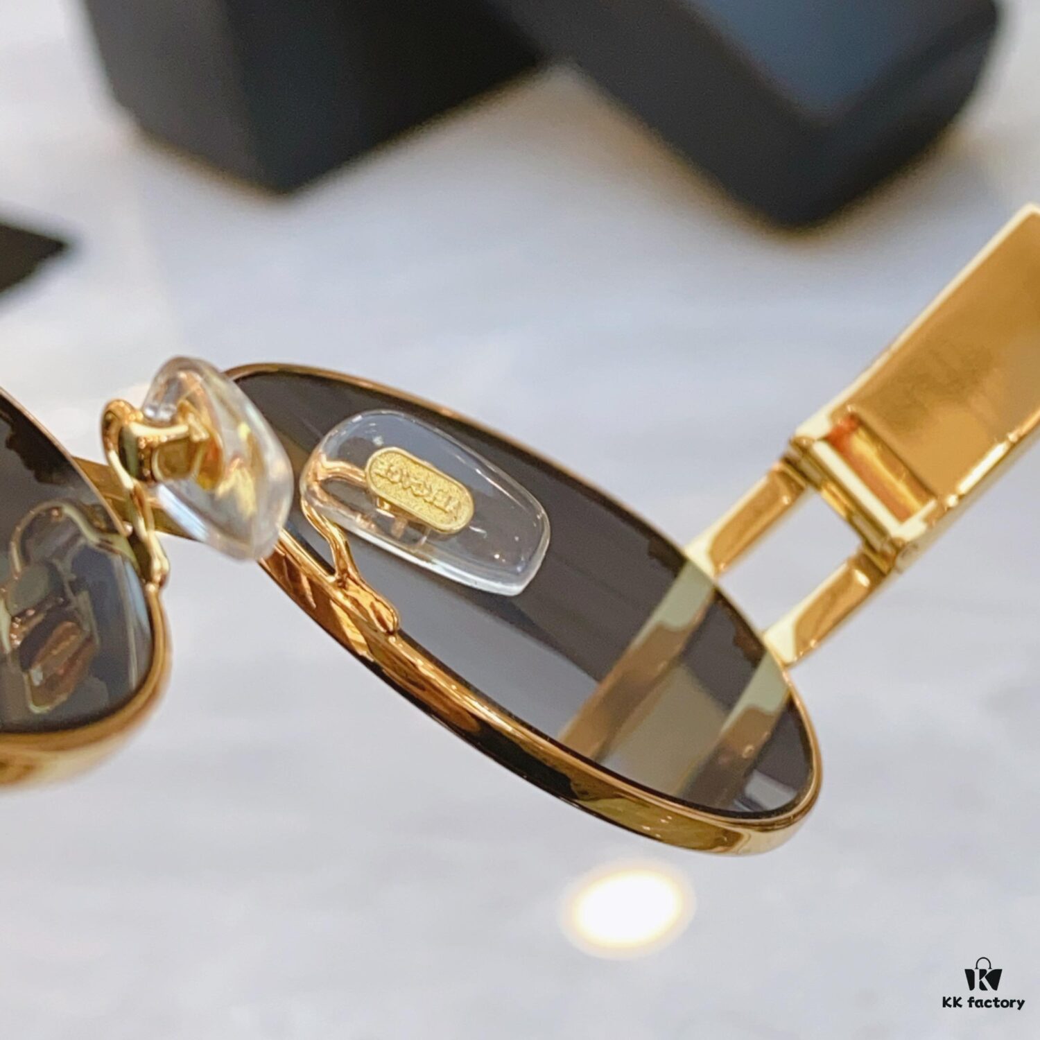 VERSACE New Model Sunglasses, MODEL: VE6799, SIZE: 58-17-142