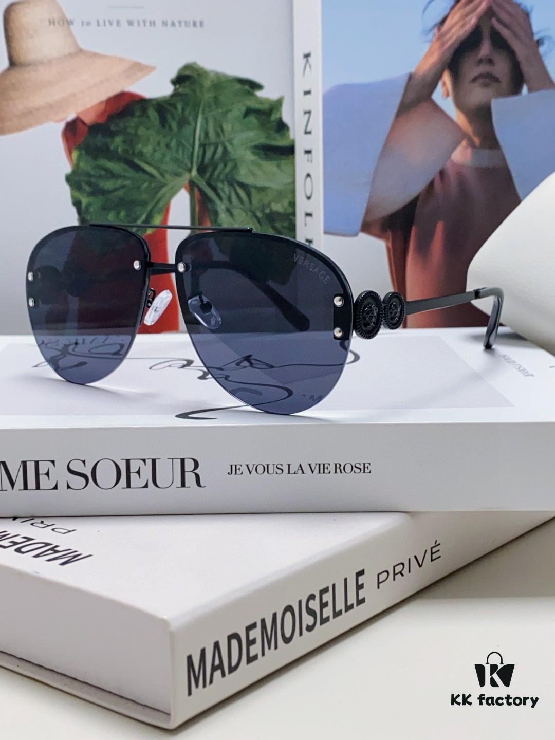 Versace 2025 Luxury Women's Pilot Engraved Sunglasses European Style Celebrity-Inspired Travel Driving Aviator Shades VE2250