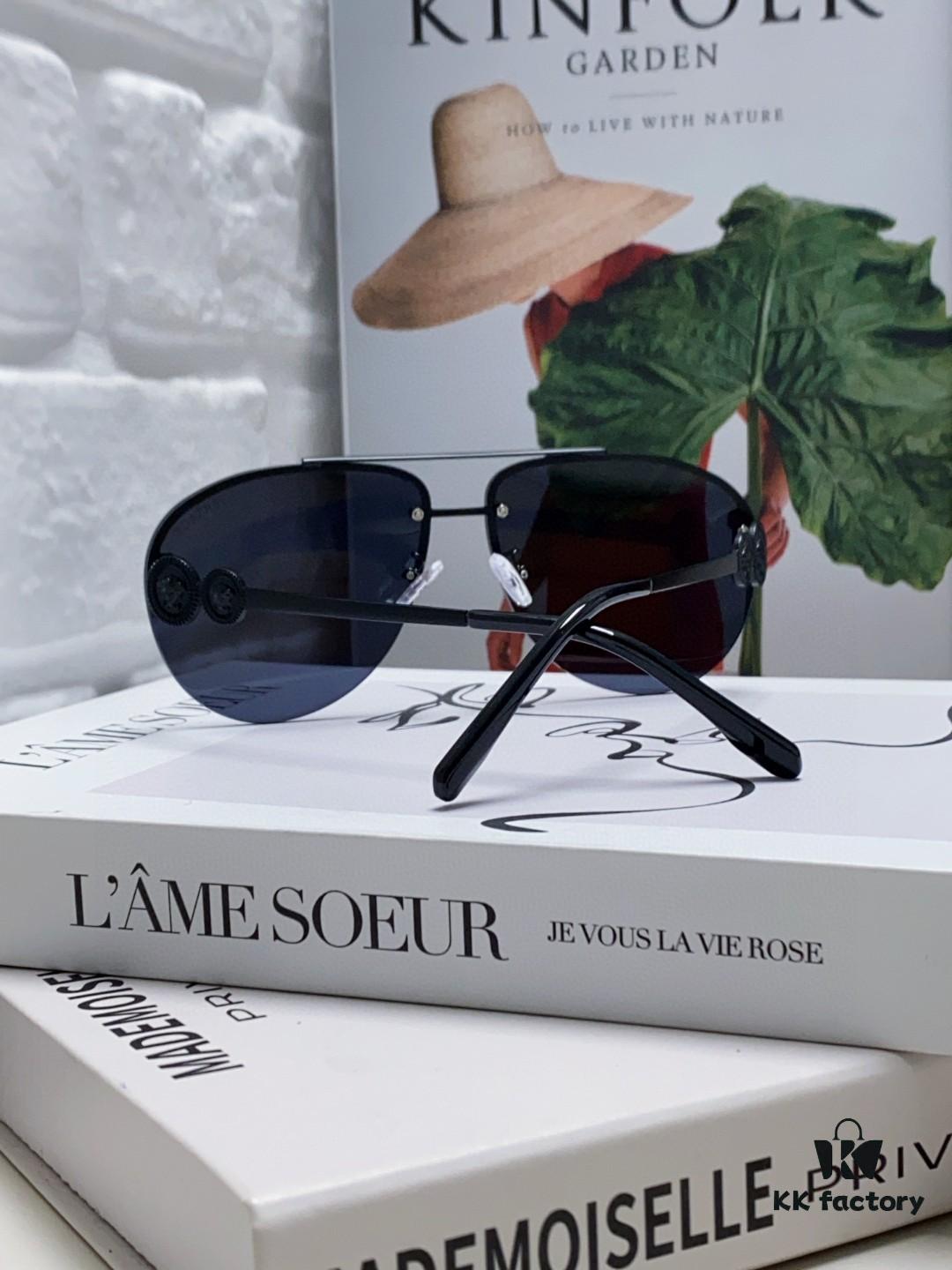 Versace 2025 Luxury Women's Pilot Engraved Sunglasses European Style Celebrity-Inspired Travel Driving Aviator Shades VE2250