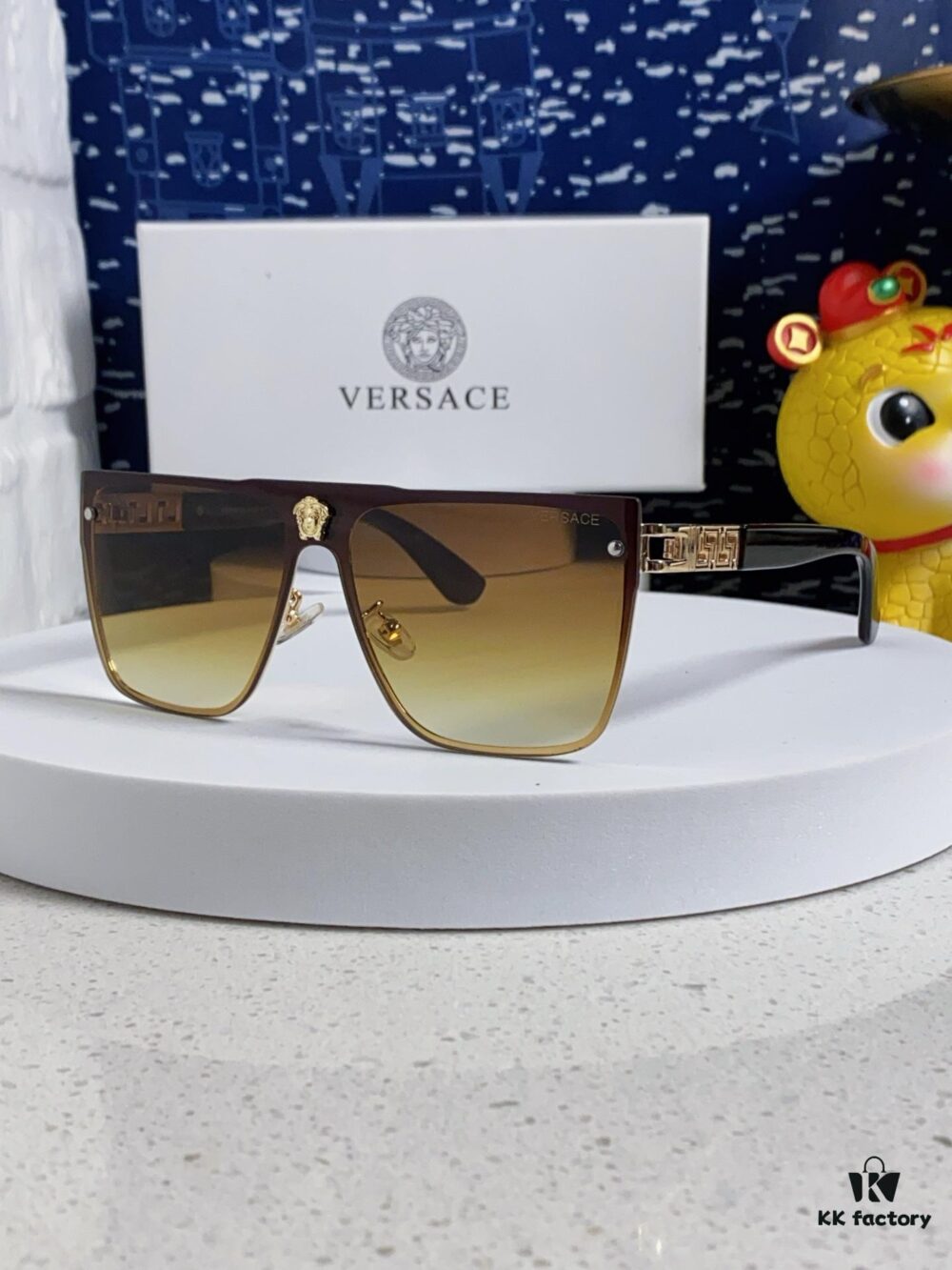 Versace 2025 New Arrival Fashion Sunglasses Gradient UV Protection Cut-out Design Unisex Eyewear