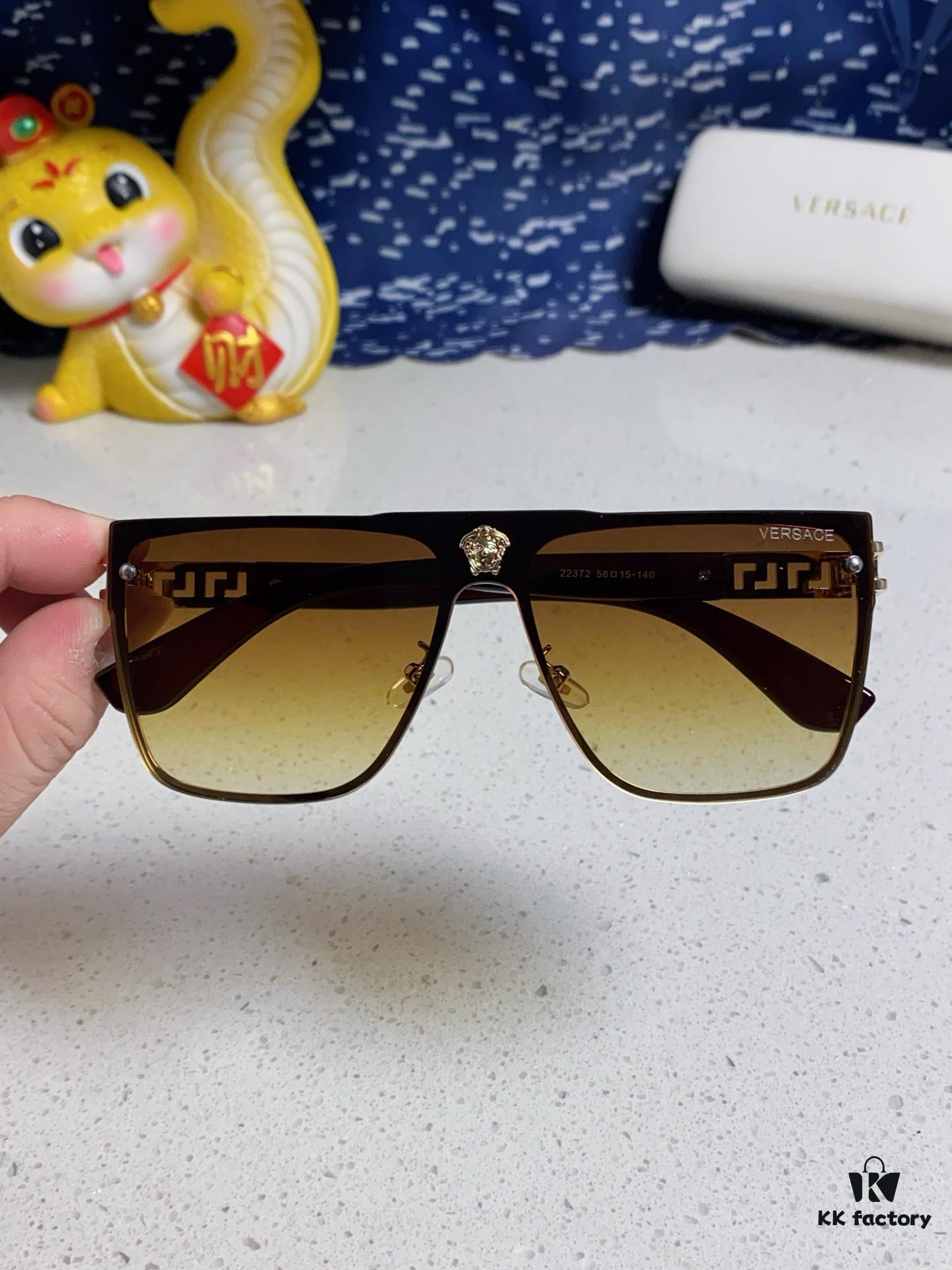 Versace 2025 New Arrival Fashion Sunglasses Gradient UV Protection Cut-out Design Unisex Eyewear