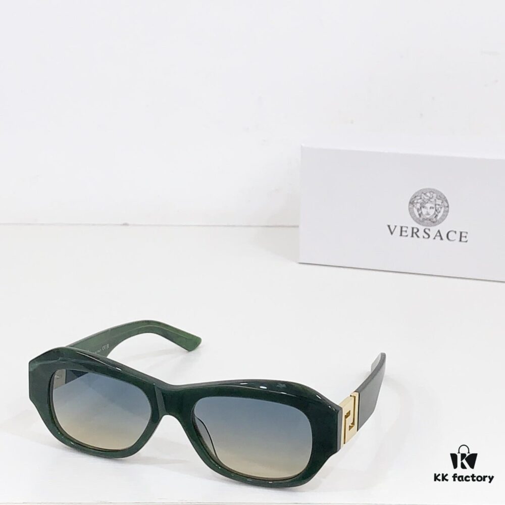 135 VERSACE MOD: VET75 Size: 53□19 145 Sunglasses