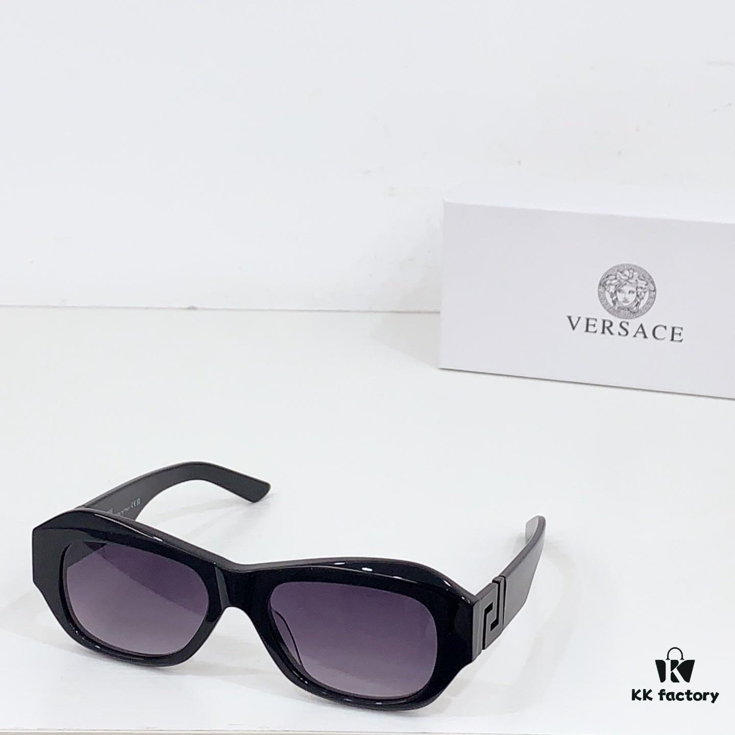 135 VERSACE MOD: VET75 Size: 53□19 145 Sunglasses