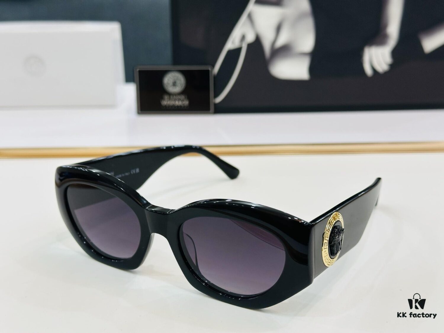 VERSACE VE420/E Sunglasses Model: 52□21-145 L