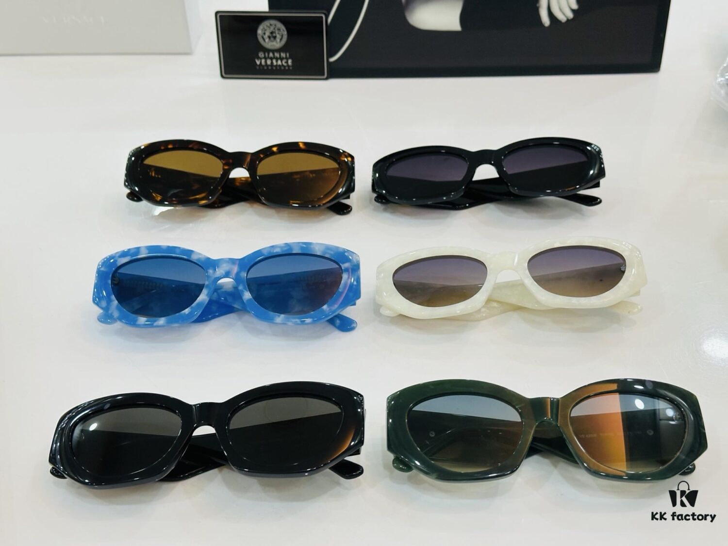 VERSACE VE420/E Sunglasses Model: 52□21-145 L