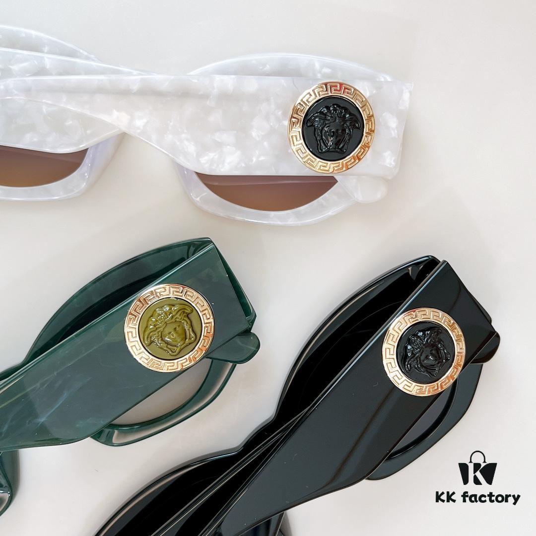 135 VERSAC* MODEL: VE420/E SIZE: 52□21-145