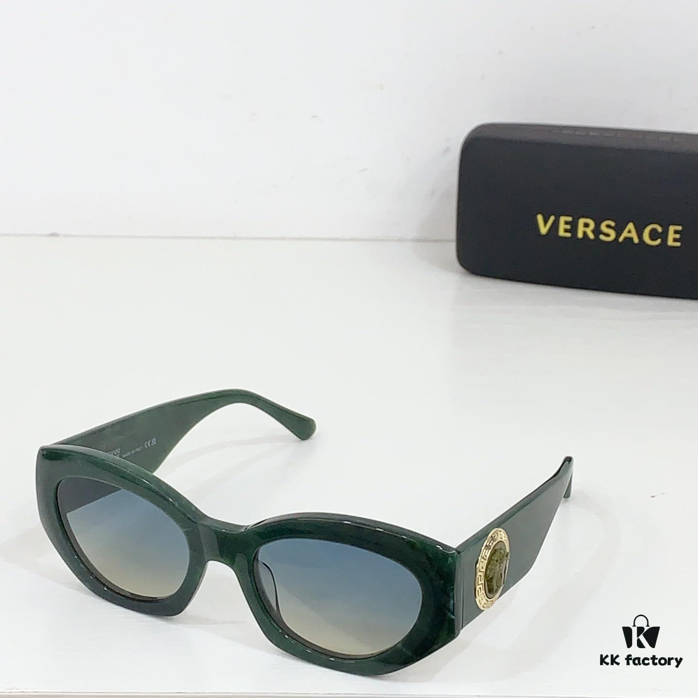135 VERSACE MOD: VE420/E Size: 52-21-145 Sunglasses