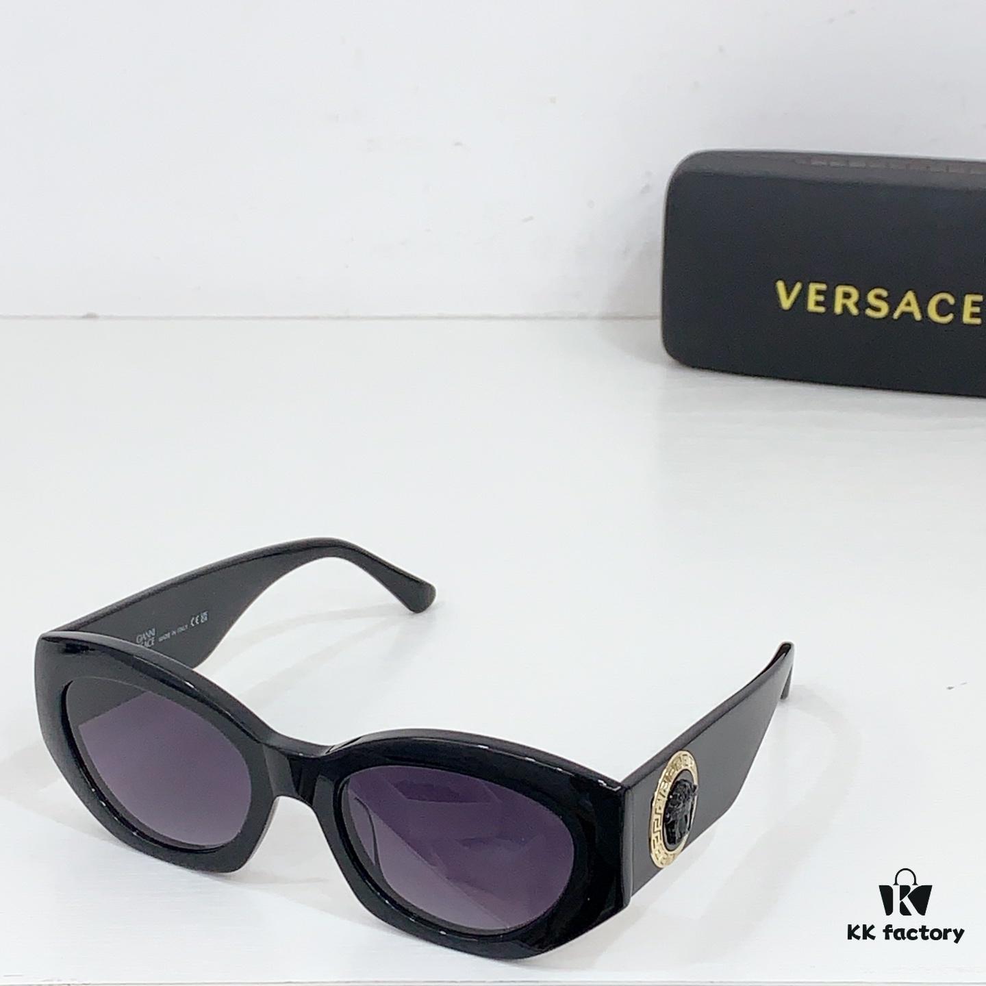 135 VERSACE MOD: VE420/E Size: 52-21-145 Sunglasses