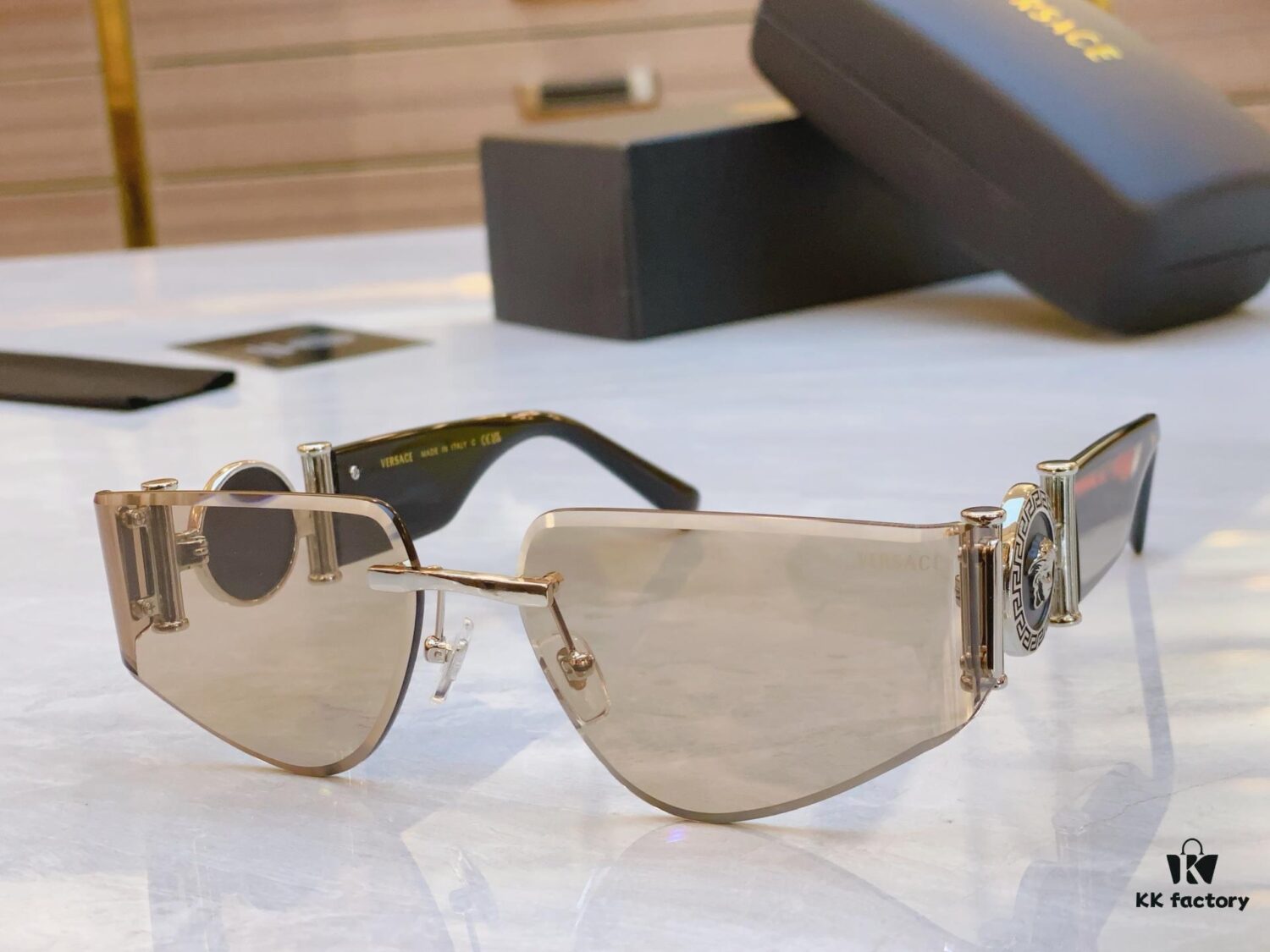 VERSACE New Model Sunglasses, MODEL: VE6773, SIZE: 63-17-138