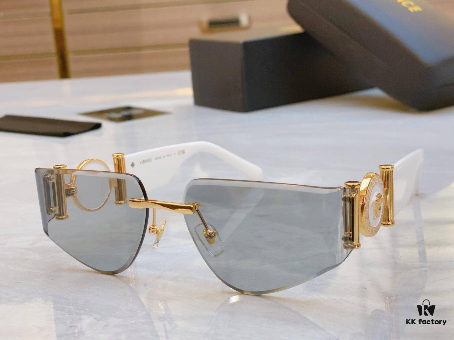 VERSACE New Model Sunglasses, MODEL: VE6773, SIZE: 63-17-138