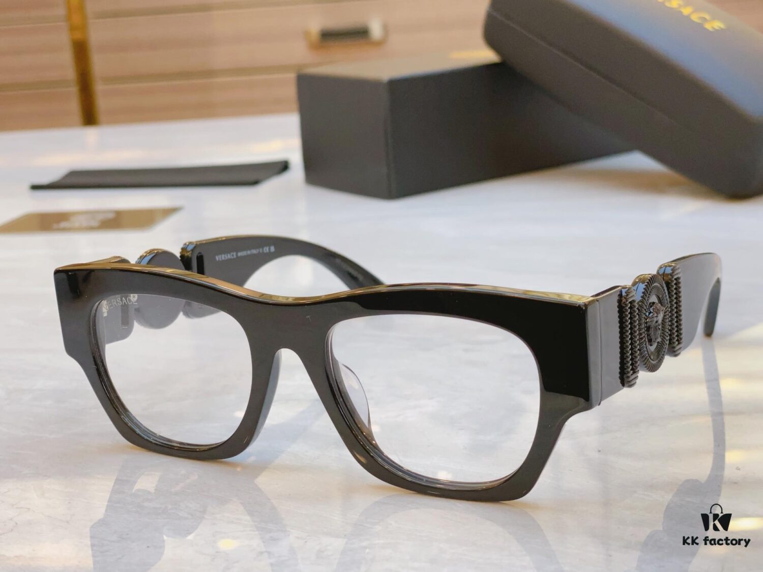 VERSACE New Model Sunglasses, MODEL: VE4479U, SIZE: 52-19-140