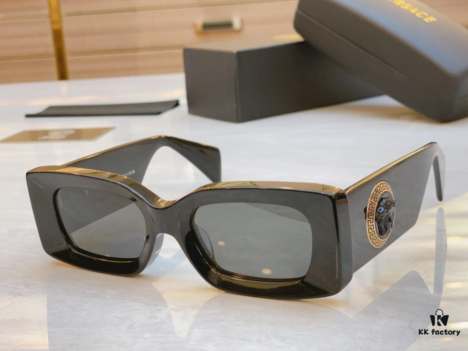 VERSACE New Model Sunglasses, MODEL: VE4474U, SIZE: 52□20-140