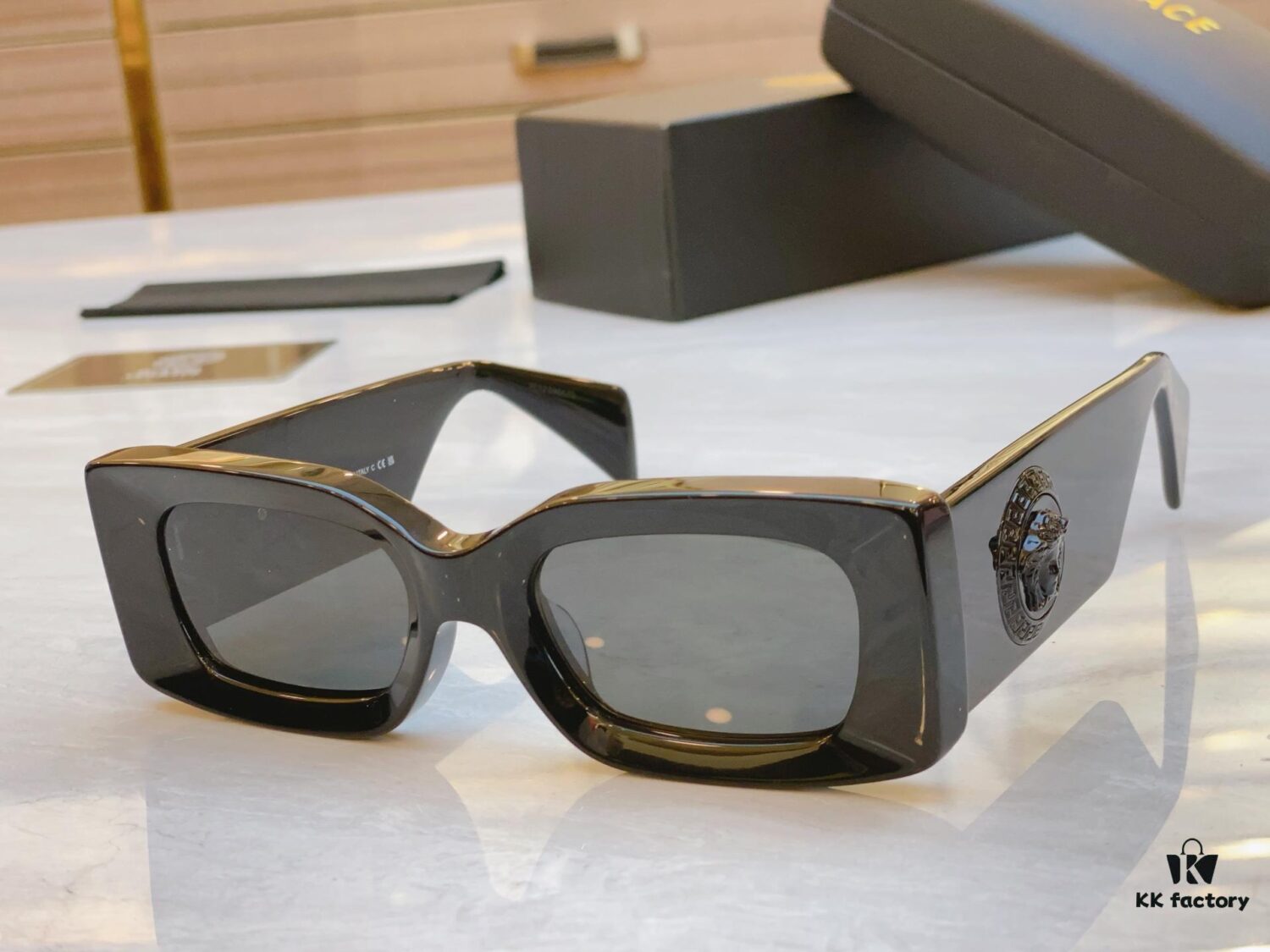 VERSACE New Model Sunglasses, MODEL: VE4474U, SIZE: 52□20-140