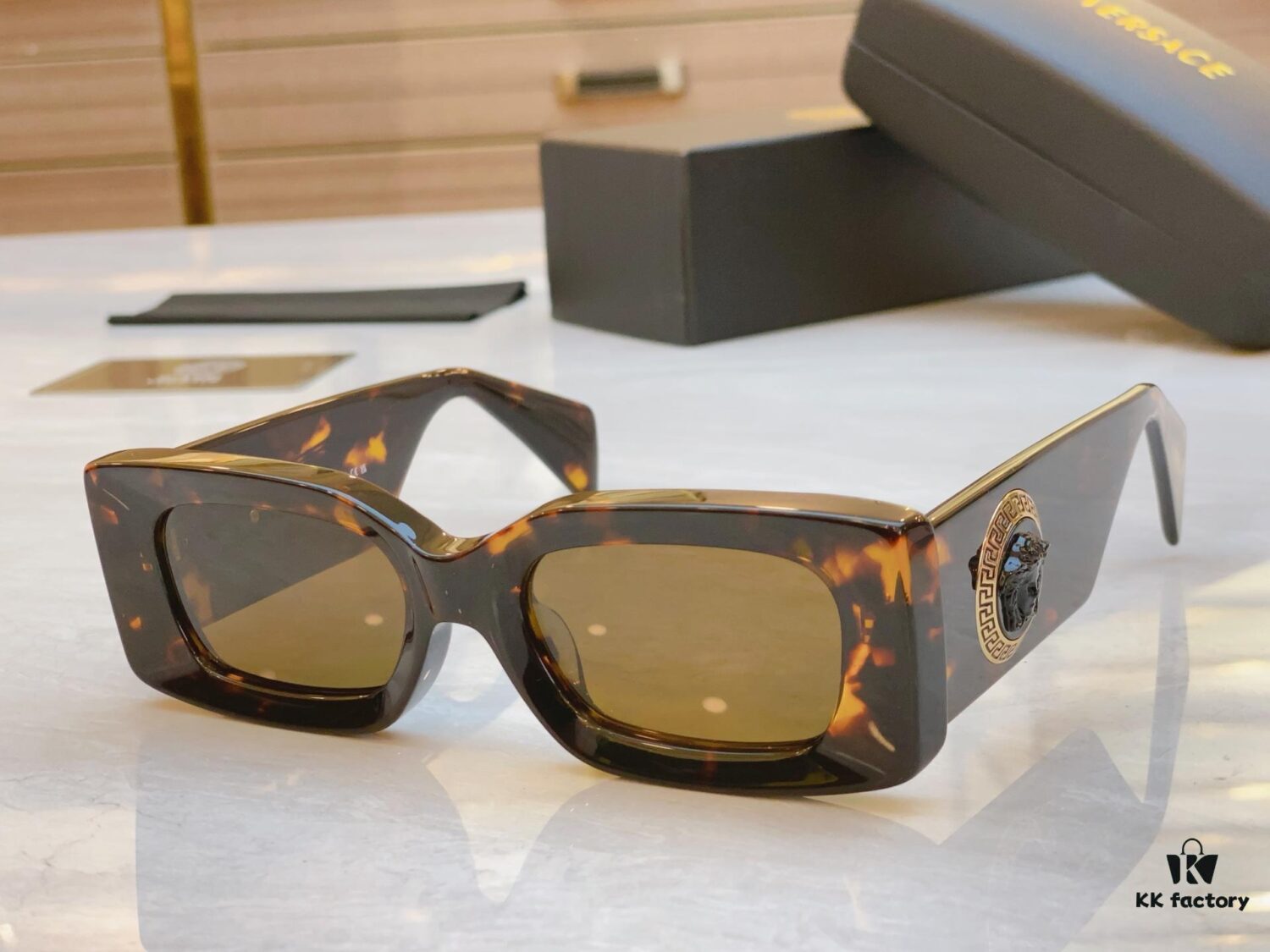 VERSACE New Model Sunglasses, MODEL: VE4474U, SIZE: 52□20-140