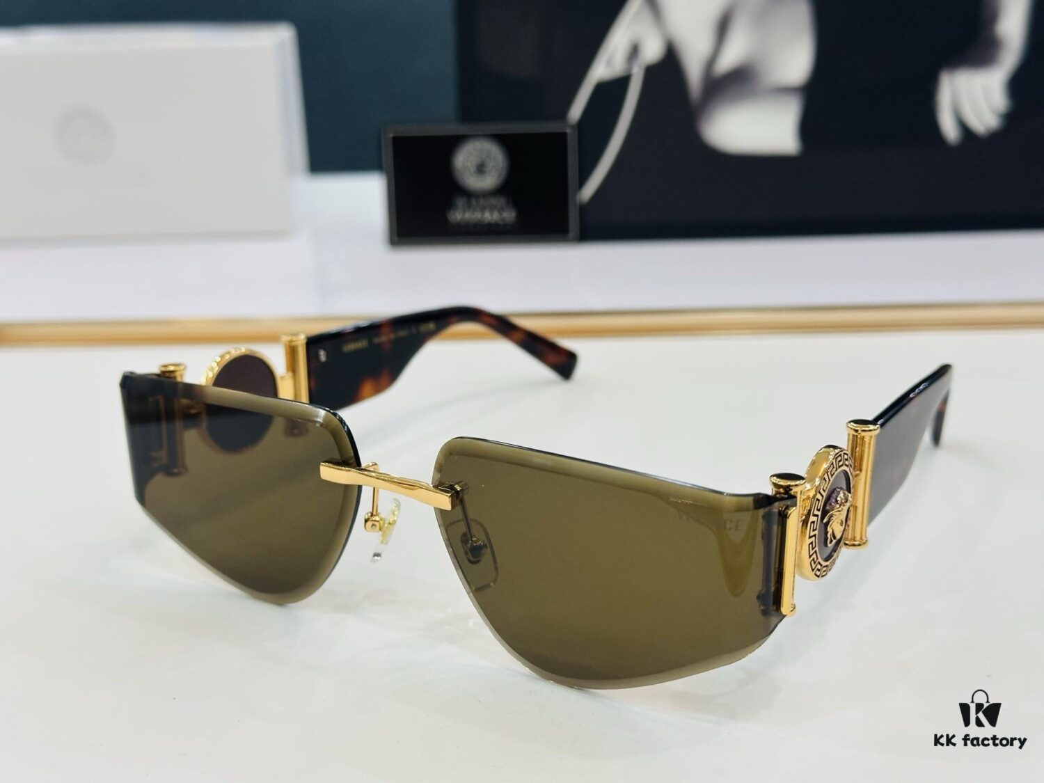VERSACE VISION MODEL: VE6773 SIZE: 63□17-138 XL STYLE SUNGLASSES