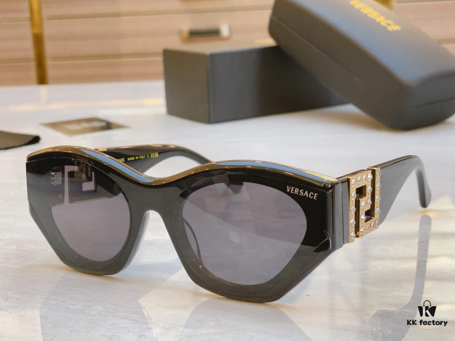 VERSACE New Model Sunglasses, MODEL: VE6784, SIZE: 63-19-142