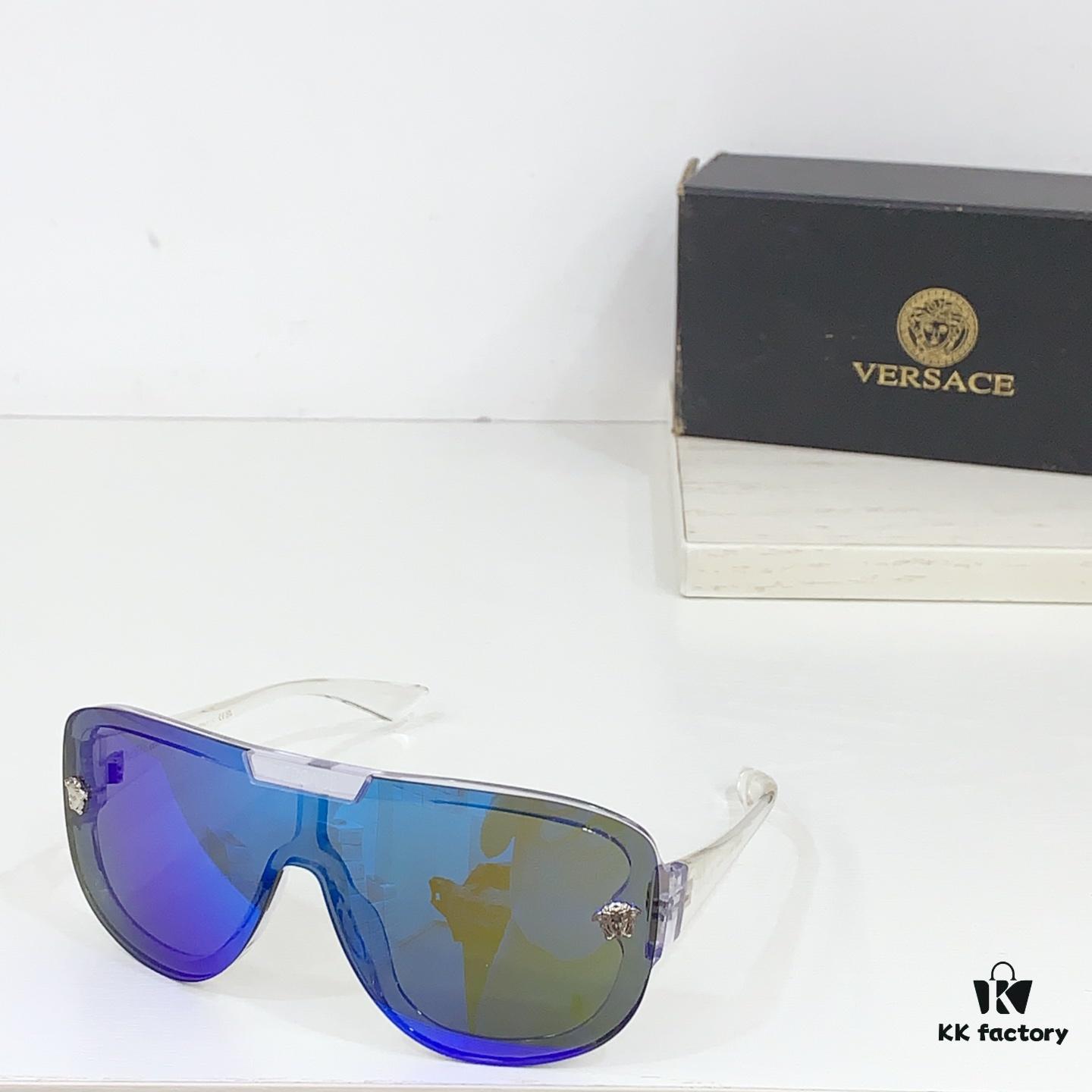 150 VERSACE MOD: VE6561 Size: 147