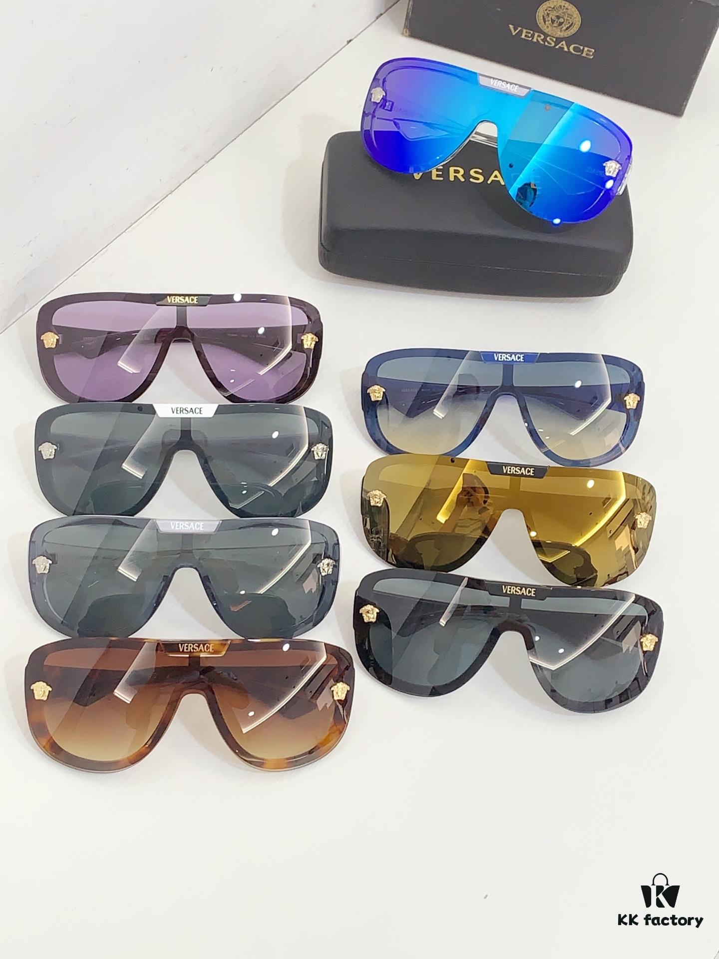 150 VERSACE MOD: VE6561 Size: 147